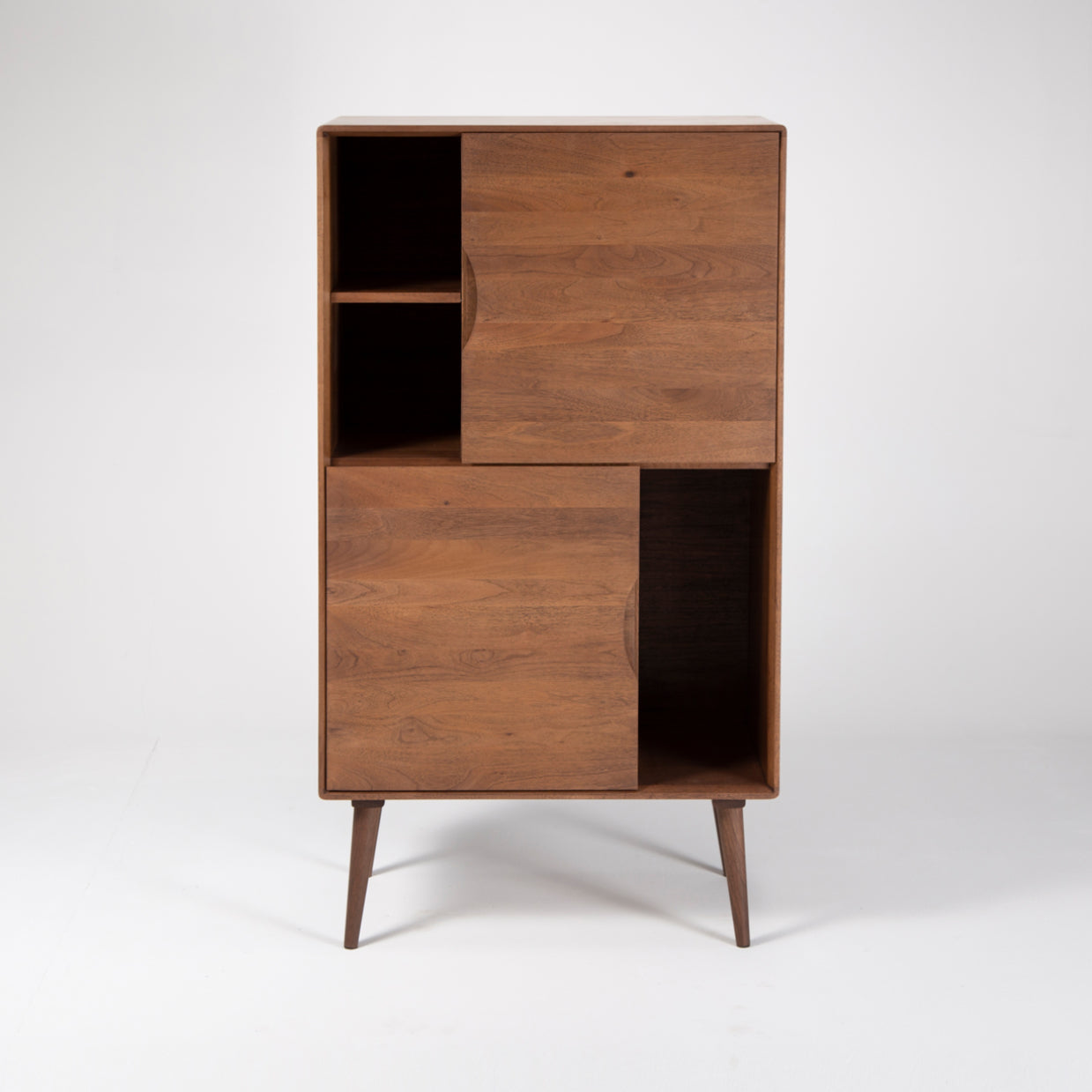 Kommode Mua 74,3x131,8 cm, Material: Massivholz Walnuss