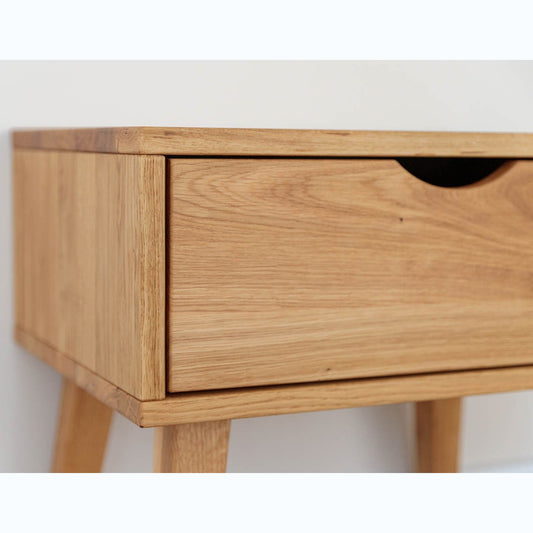 Nachttisch Simona, Material: Massivholz Eiche