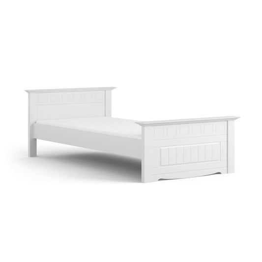Bett Belluno, Material: Massives Kiefernholz