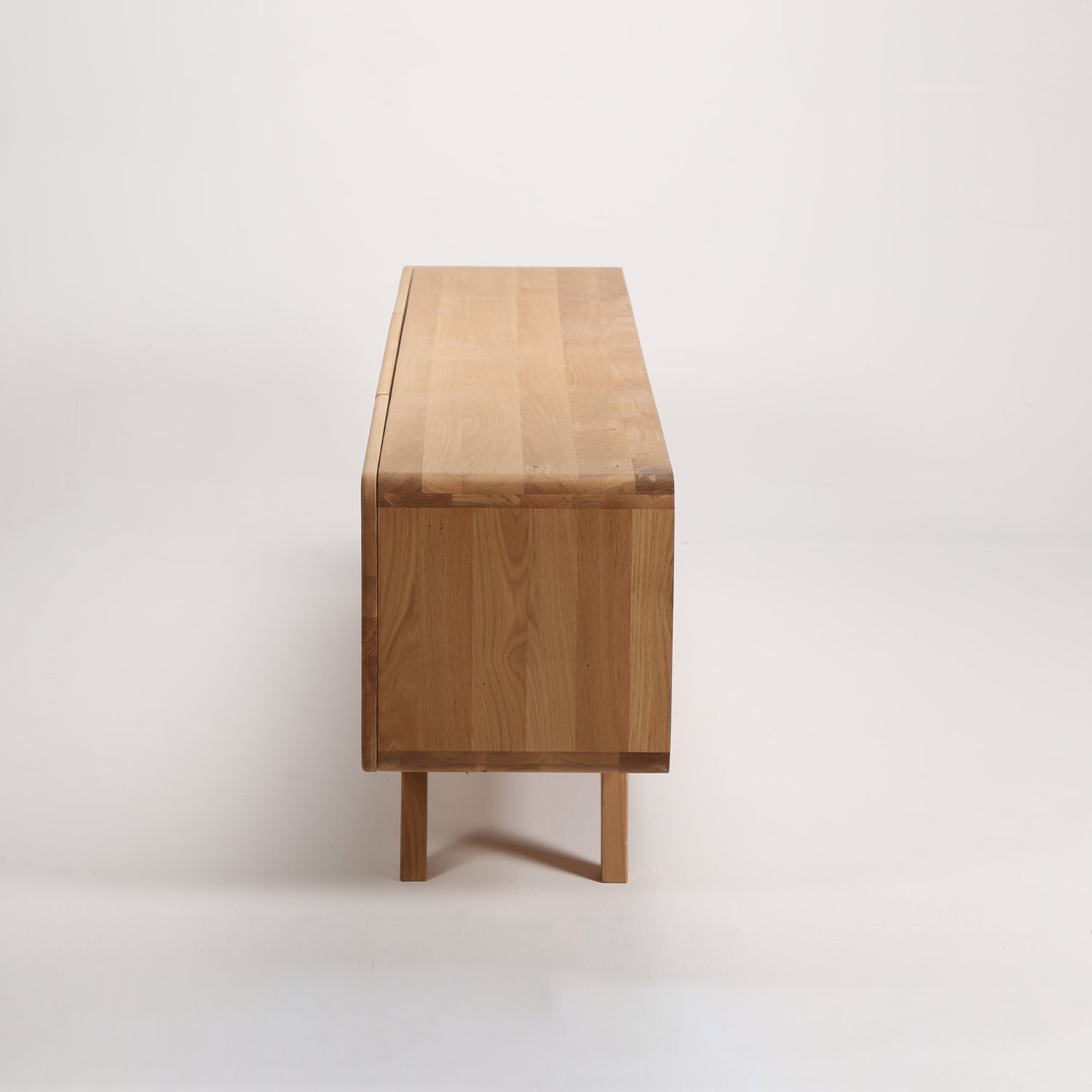 TV-Kommode Luba 180x40,3 cm, Material: Massivholz Eiche