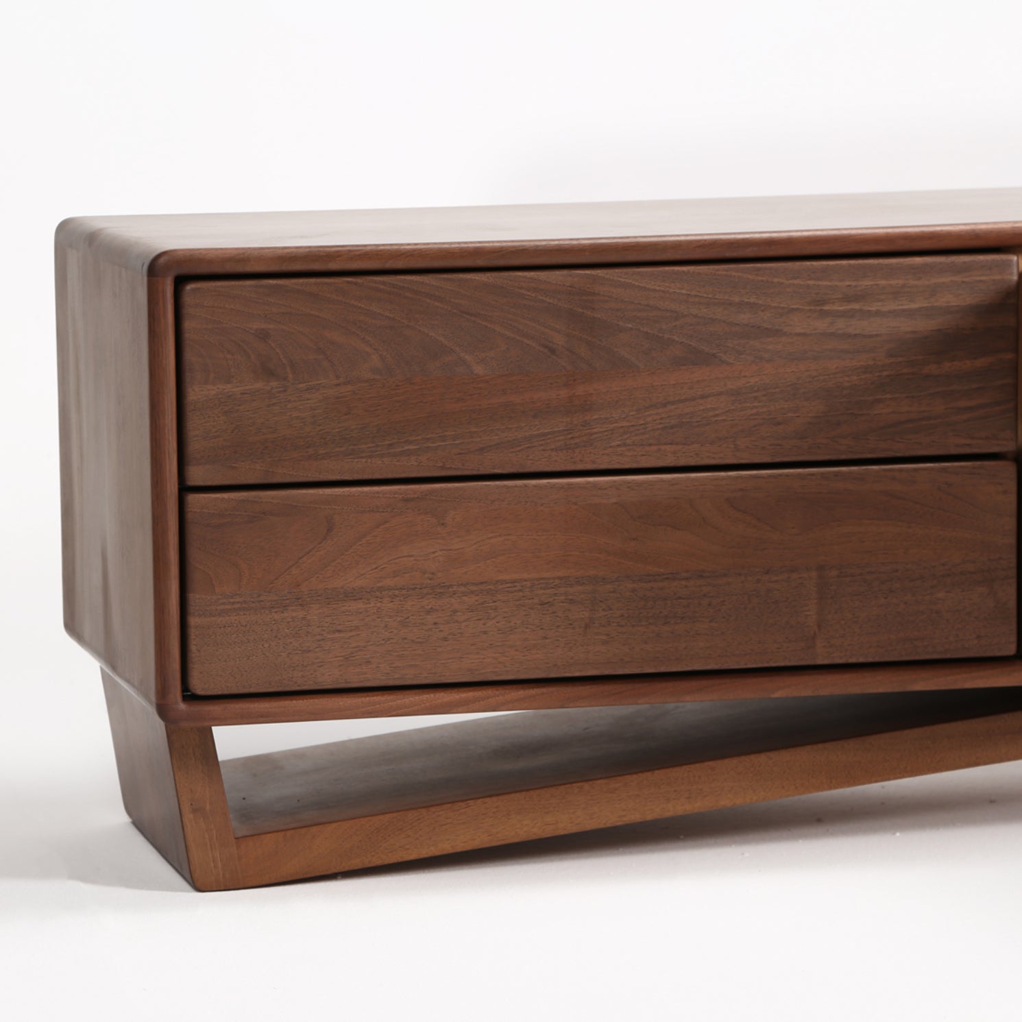 TV-Kommode Linea 180x44,5 cm, Material: Massivholz Walnuss