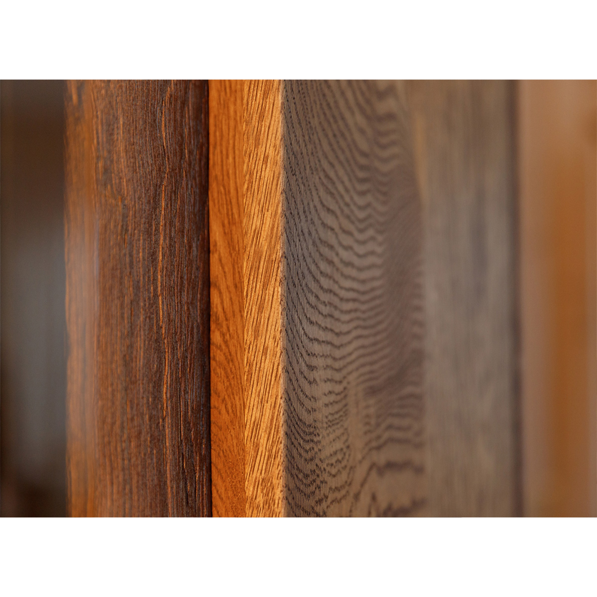 Vitrine Collodi 84,50x205cm, Material: Massivholz Eiche