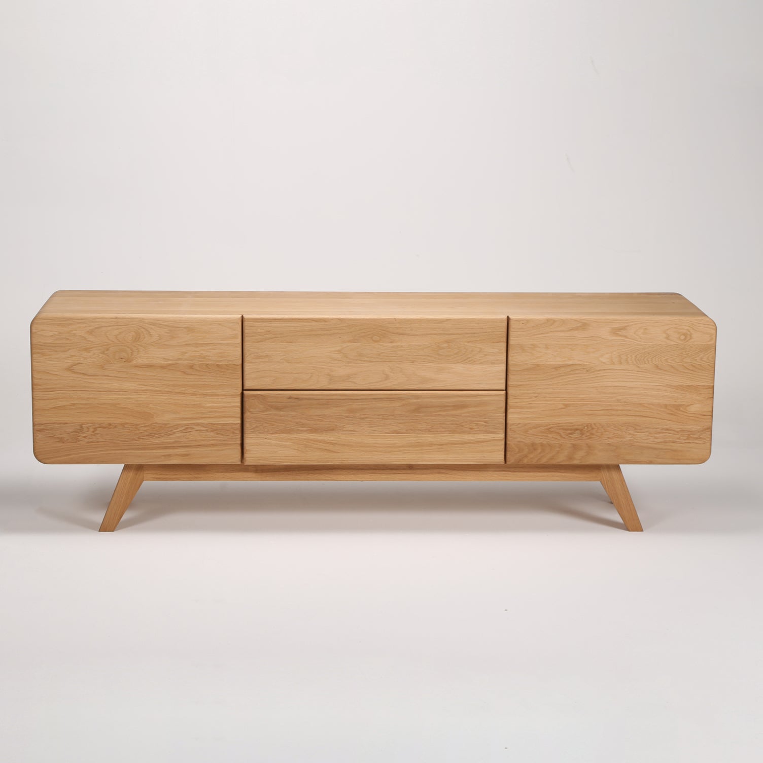 TV-Kommode Luba 180x40,3 cm, Material: Massivholz Eiche
