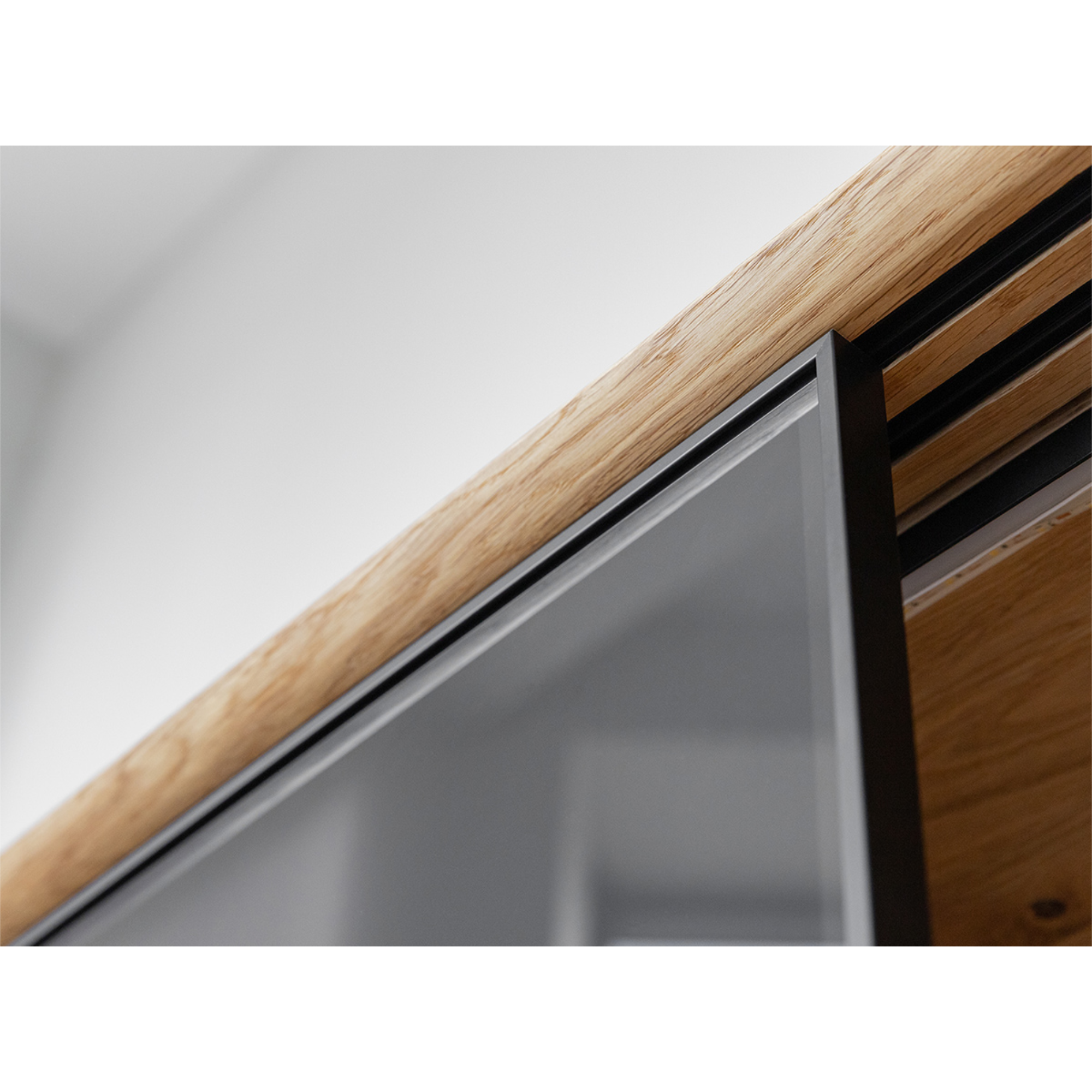Vitrine Modern Loft 45x200cm, Material: Massivholz Eiche