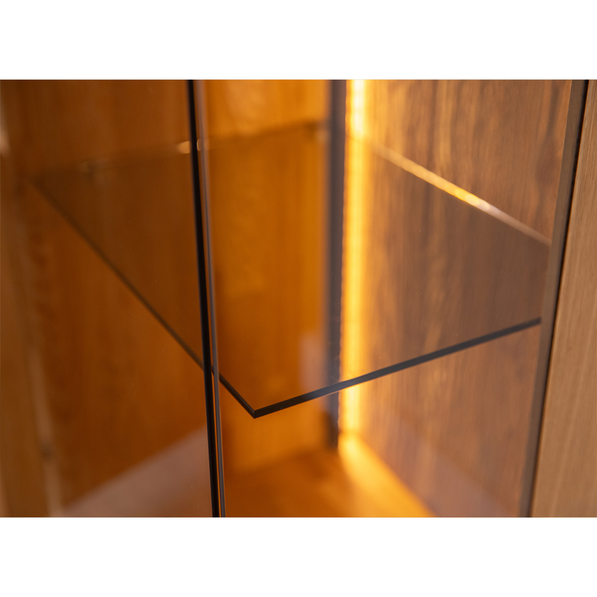 Glasvitrine Collodi 135x115cm, Material: Massivholz Eiche