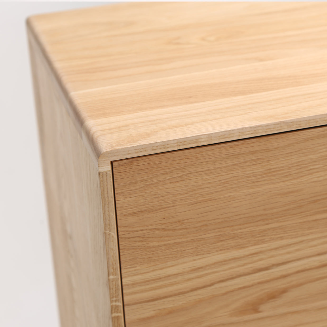 Kommode Primo Alta 107,4x81,1 cm, Material: Massivholz Eiche