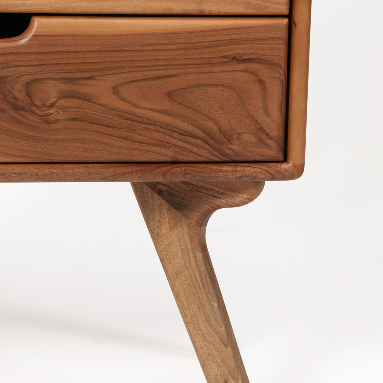 Kommode Amadeo 66x110cm, Material: Massivholz Nussbaum