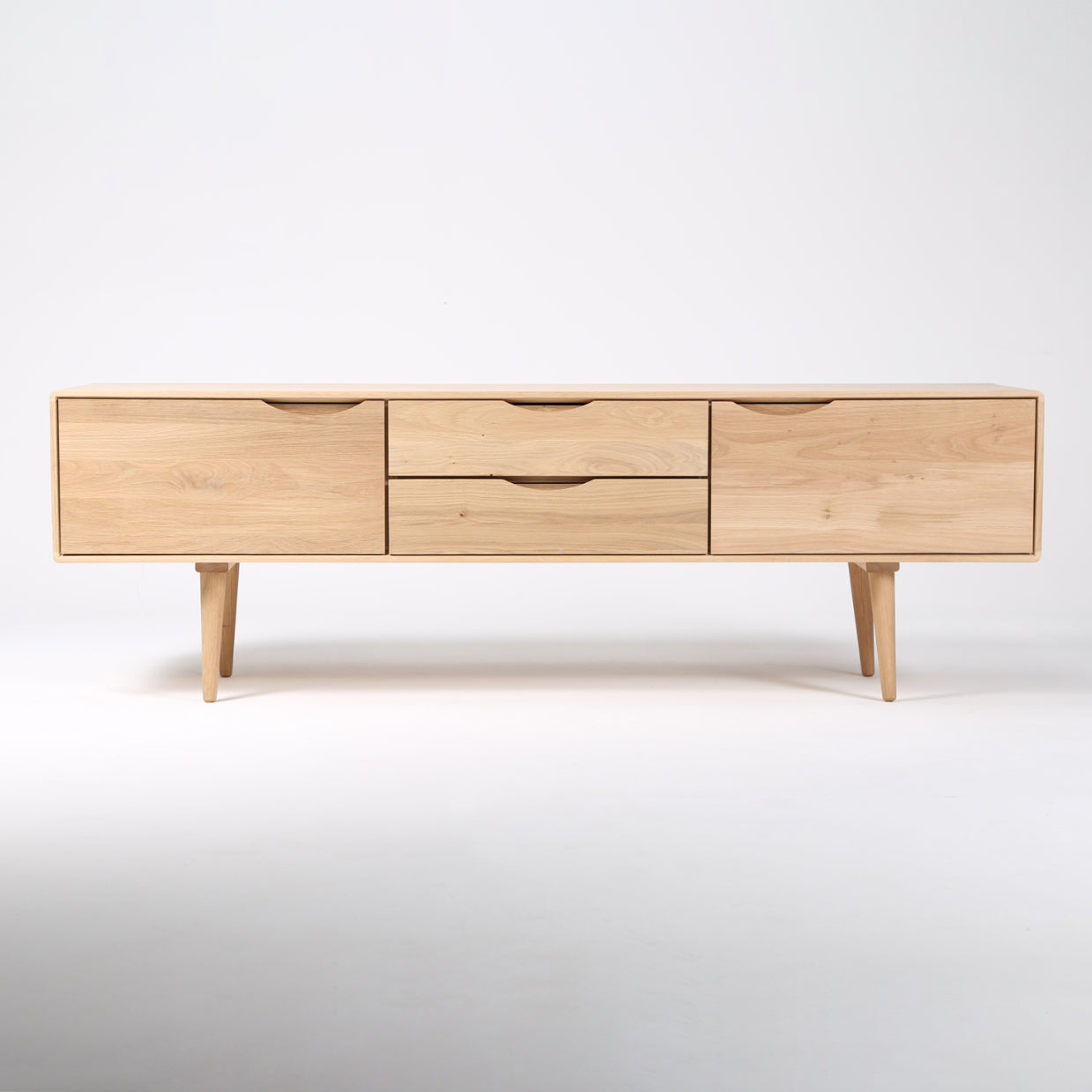TV-Kommode Primo Bassa 160x41,5 cm, Material: Massivholz Eiche