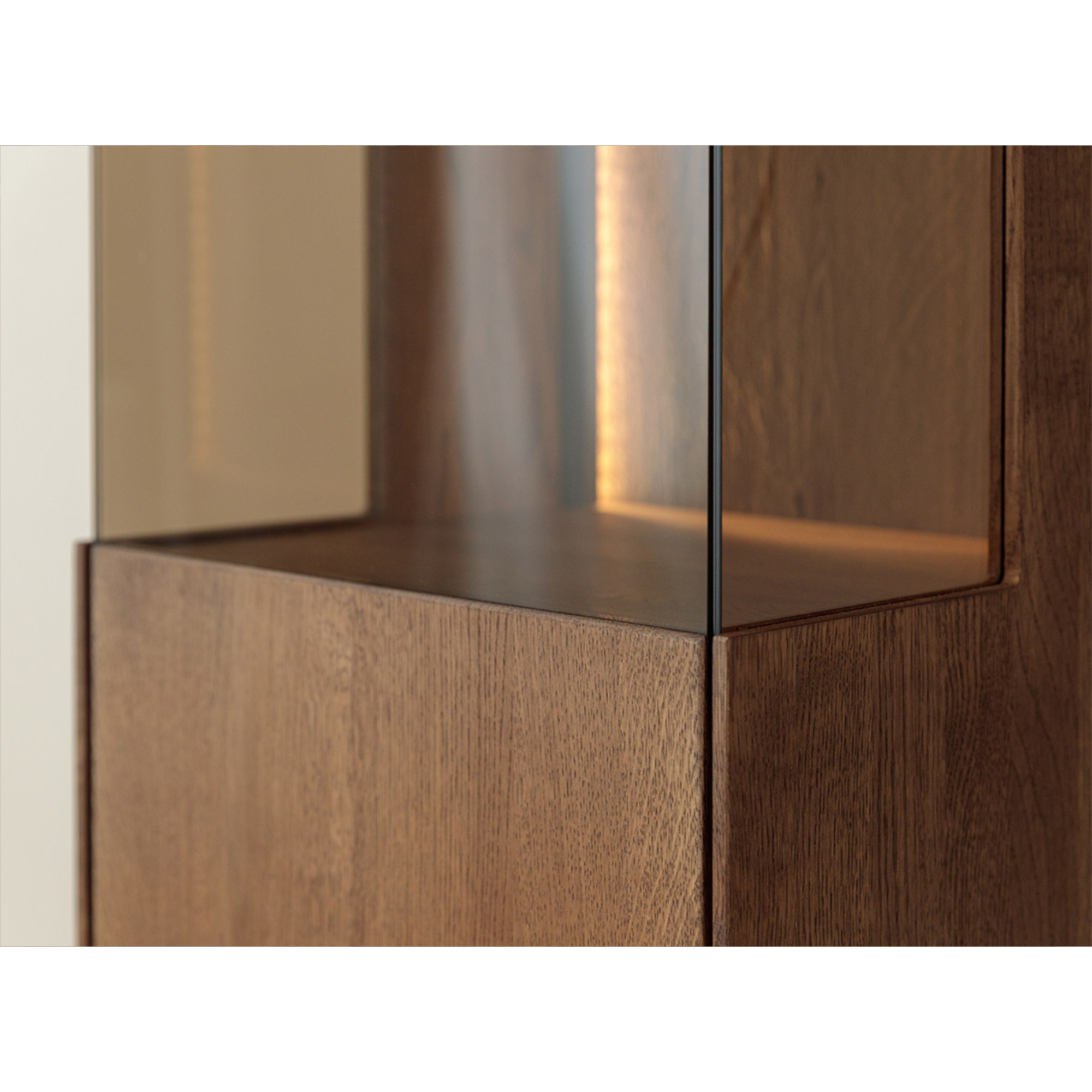 Vitrine Collodi 43x205cm, Material: Massivholz Eiche
