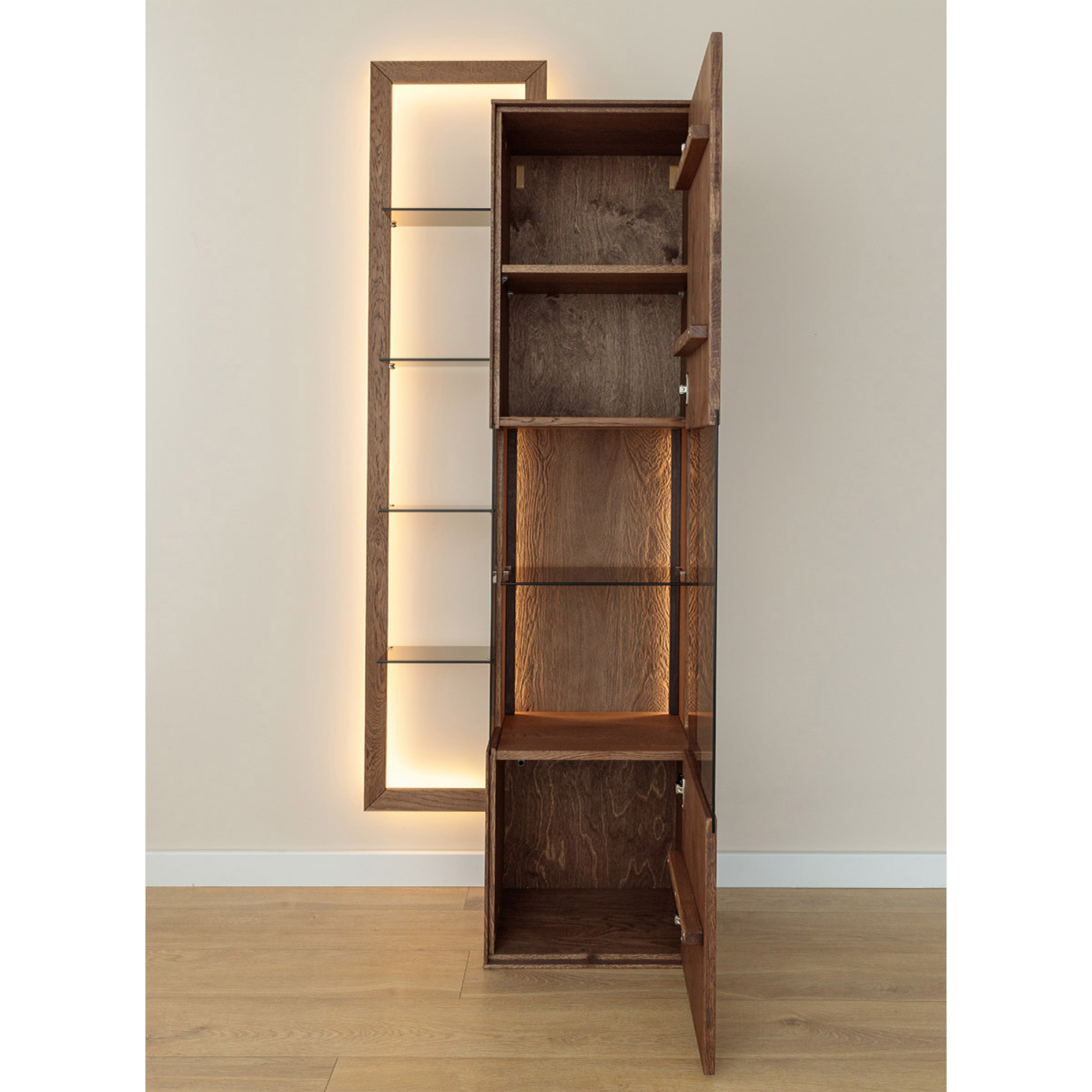 Vitrine Collodi 73x195cm, Material: Massivholz Eiche