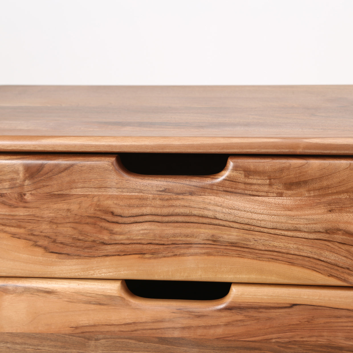 Kommode Amadeo 66x110cm, Material: Massivholz Nussbaum