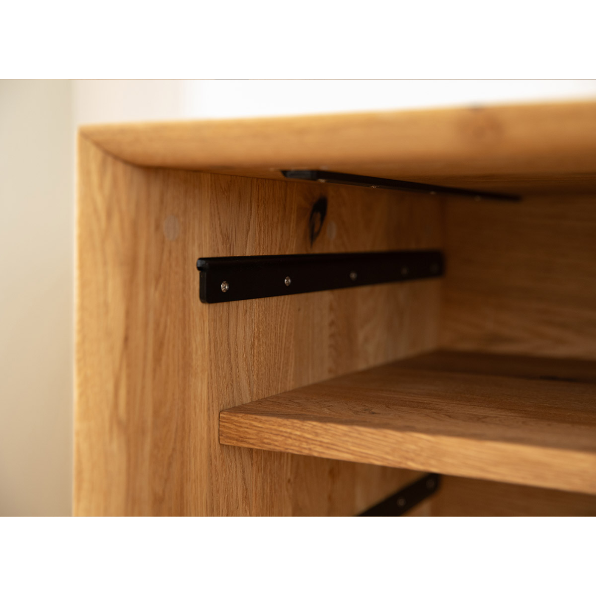 TV Kommode Modern Loft 200x50 cm, Material: Massivholz Eiche