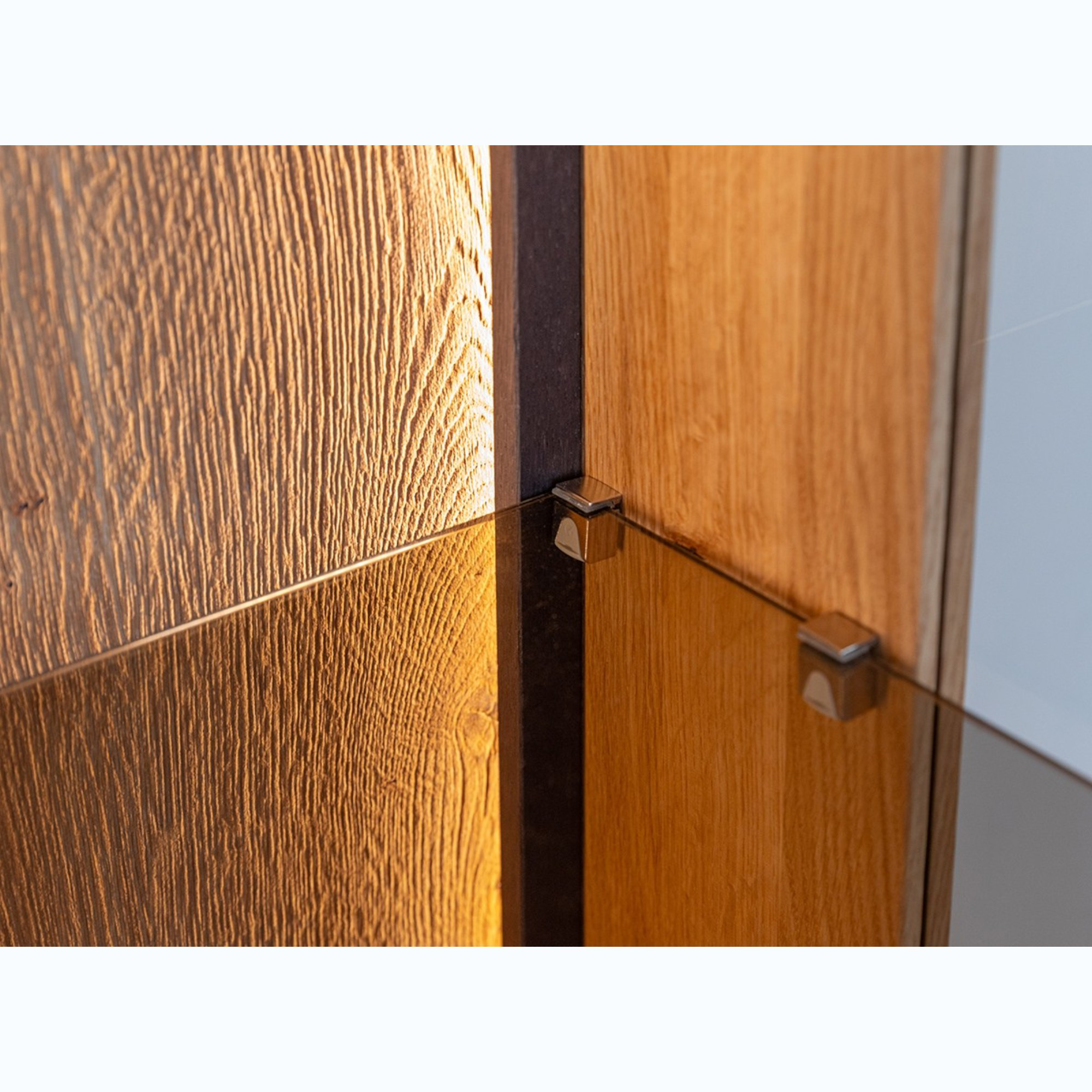 Vitrine Collodi 43x205cm, Material: Massivholz Eiche