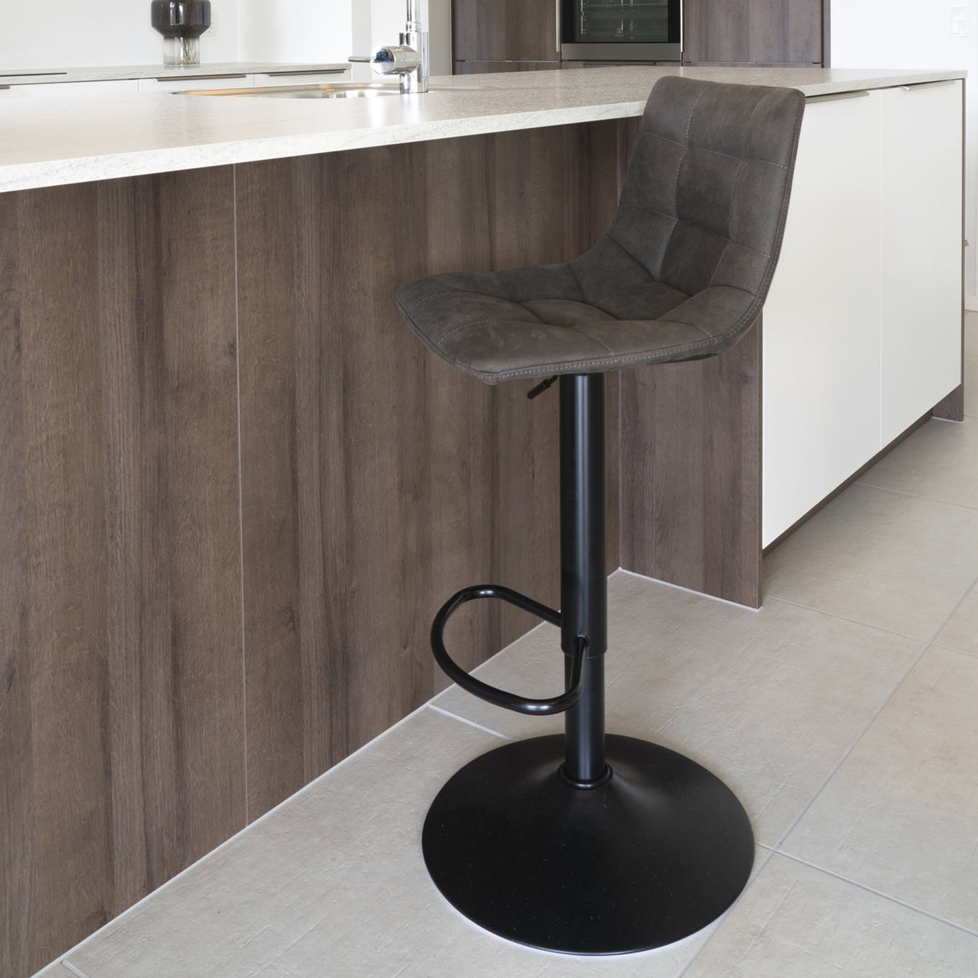 Barstuhl Middelfart, Material: Mikrofaser