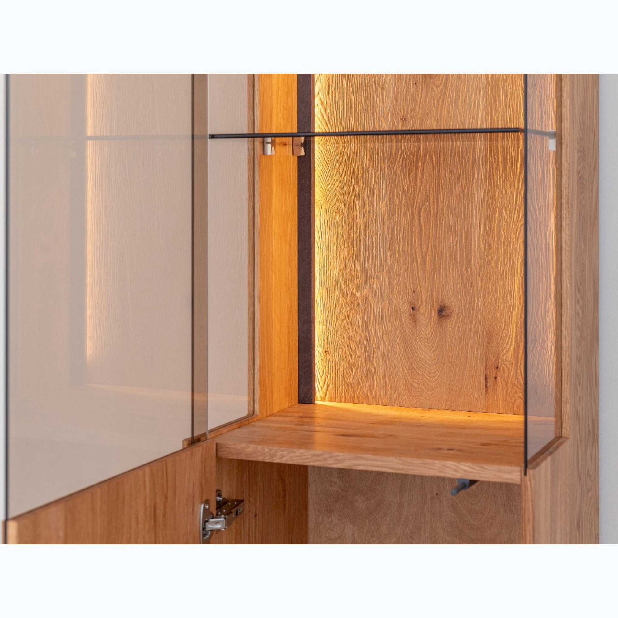 Vitrine Collodi 43x205cm, Material: Massivholz Eiche