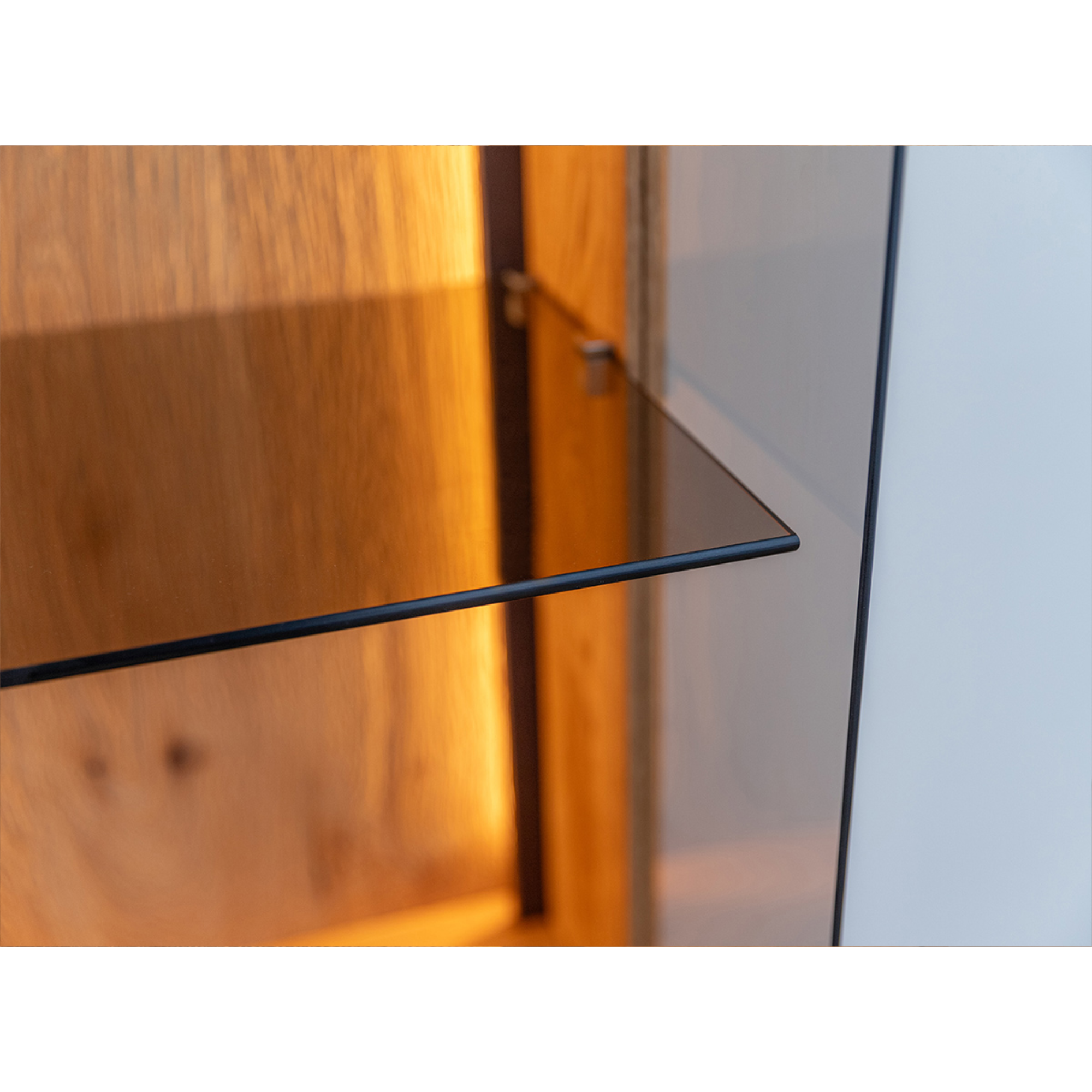 Vitrine Collodi 43x205cm, Material: Massivholz Eiche