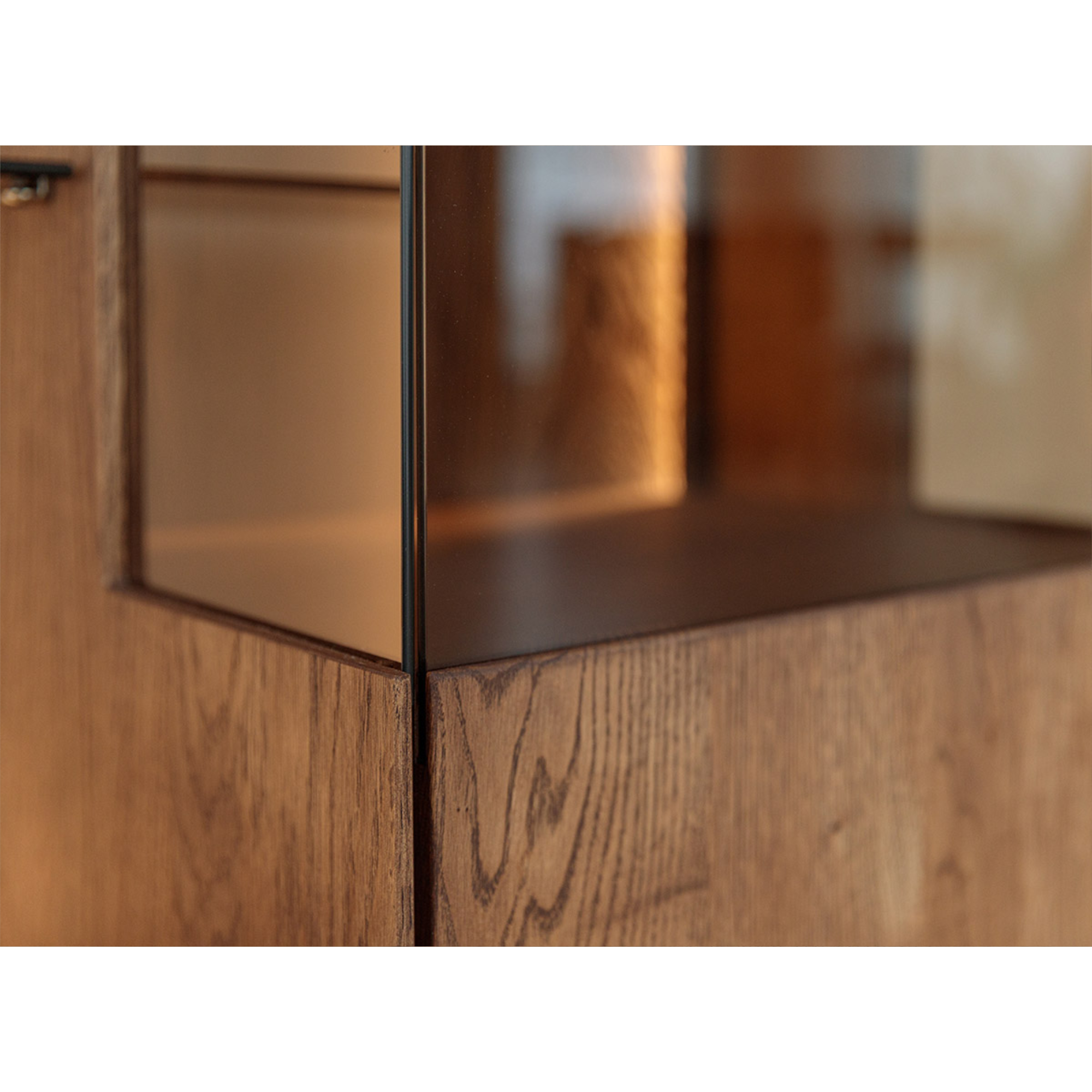 Vitrine Collodi 43x205cm, Material: Massivholz Eiche
