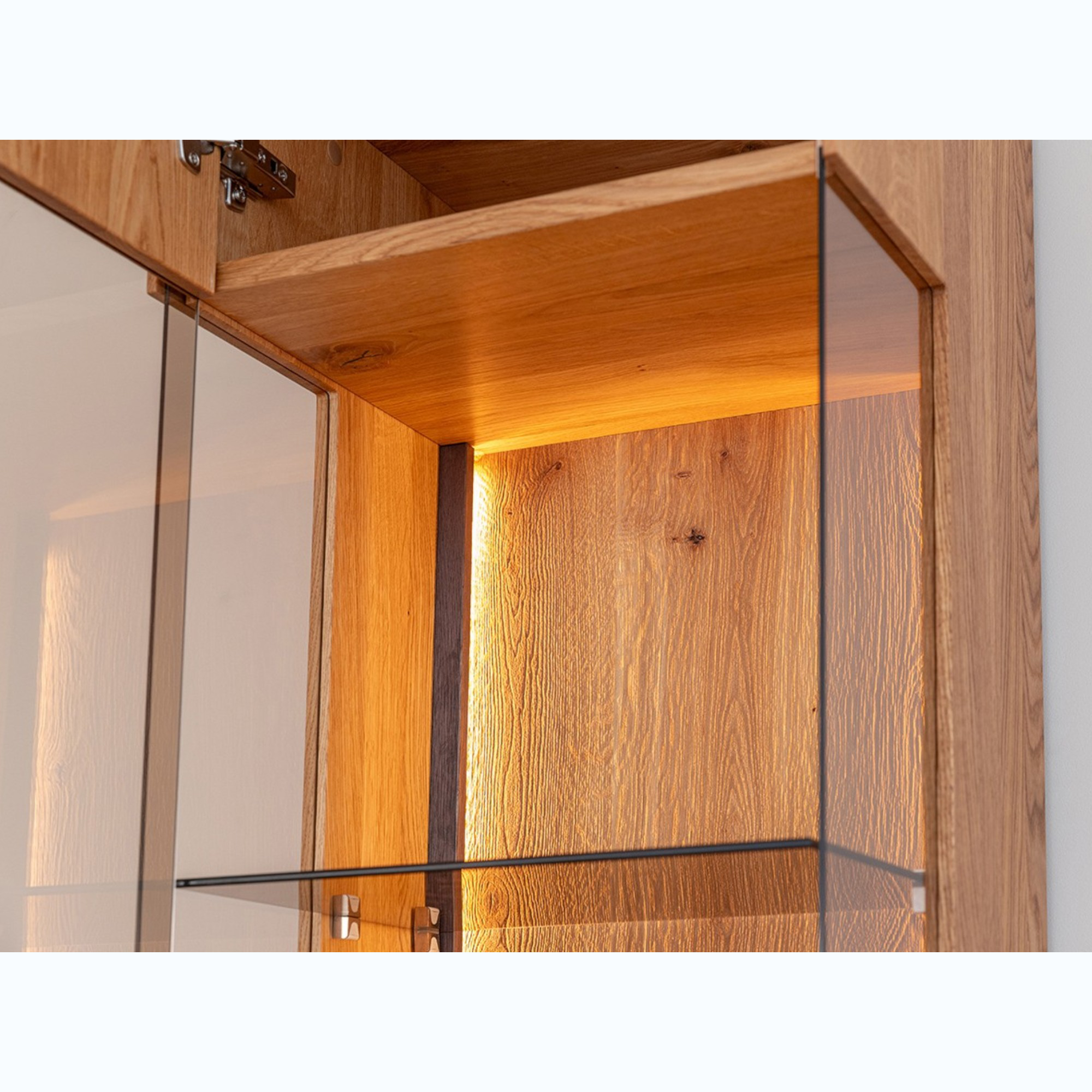 Vitrine Collodi 43x205cm, Material: Massivholz Eiche