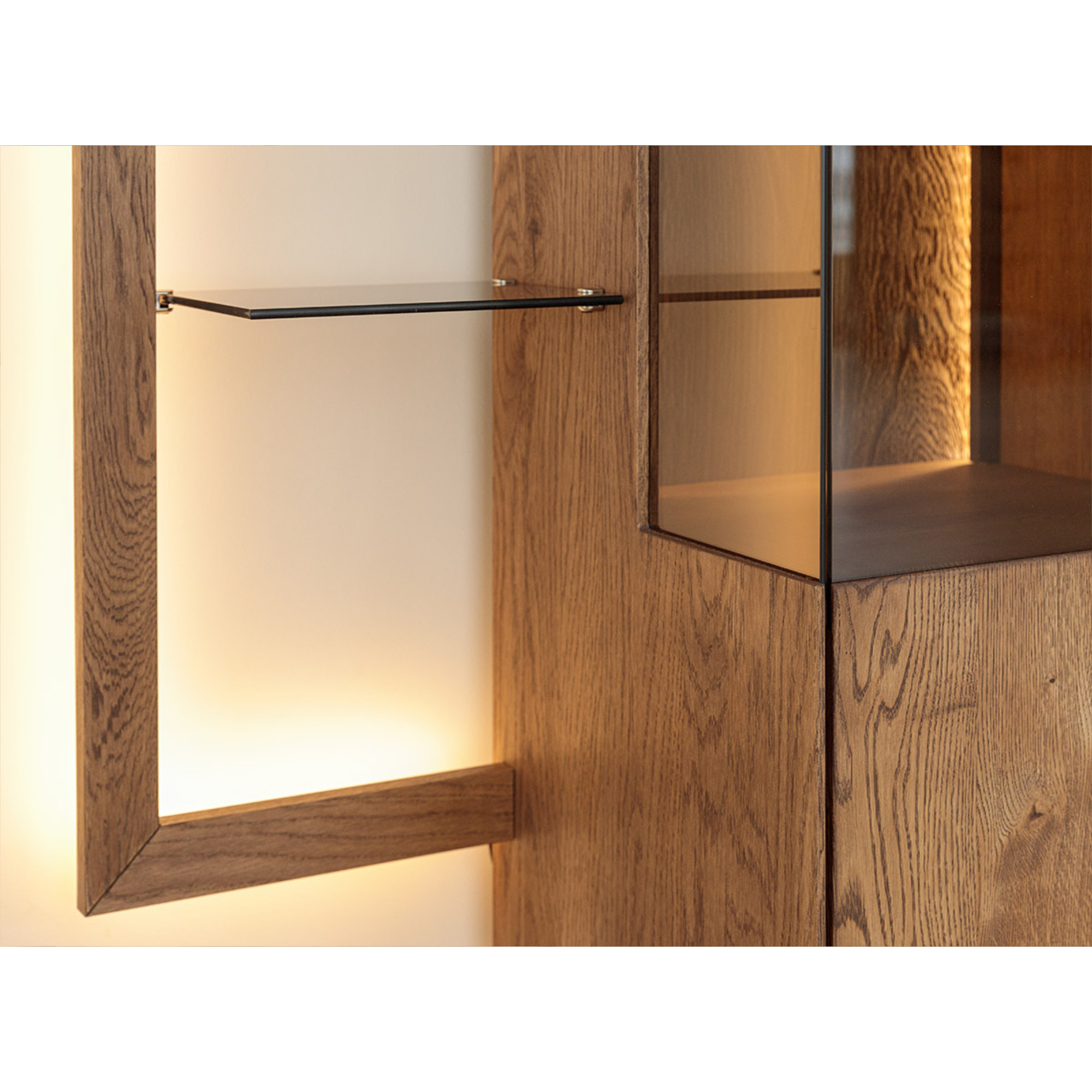 Vitrine Collodi 73x195cm, Material: Massivholz Eiche