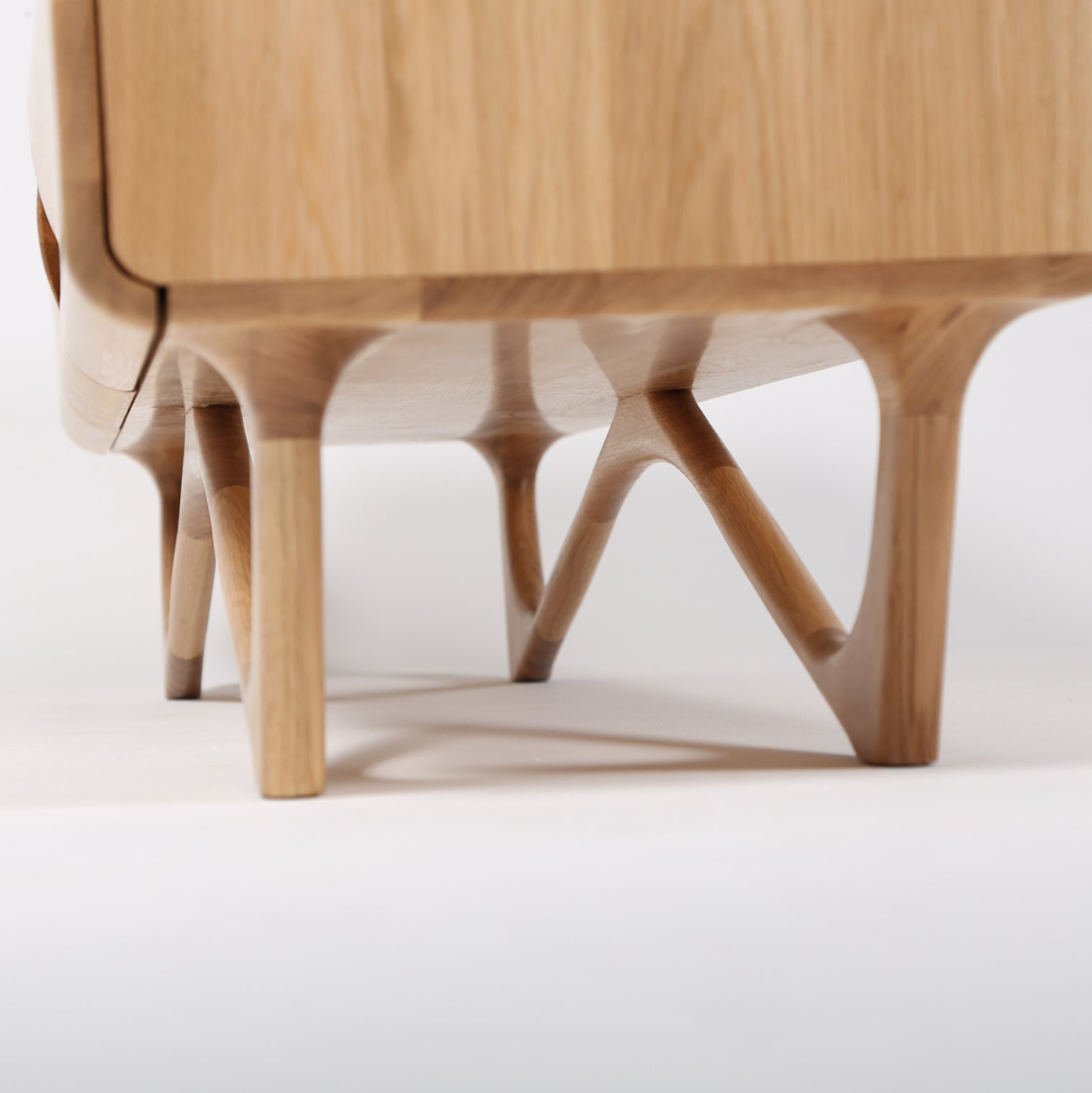 TV-Kommode Antoni 160x45 cm, Material: Massivholz Eiche