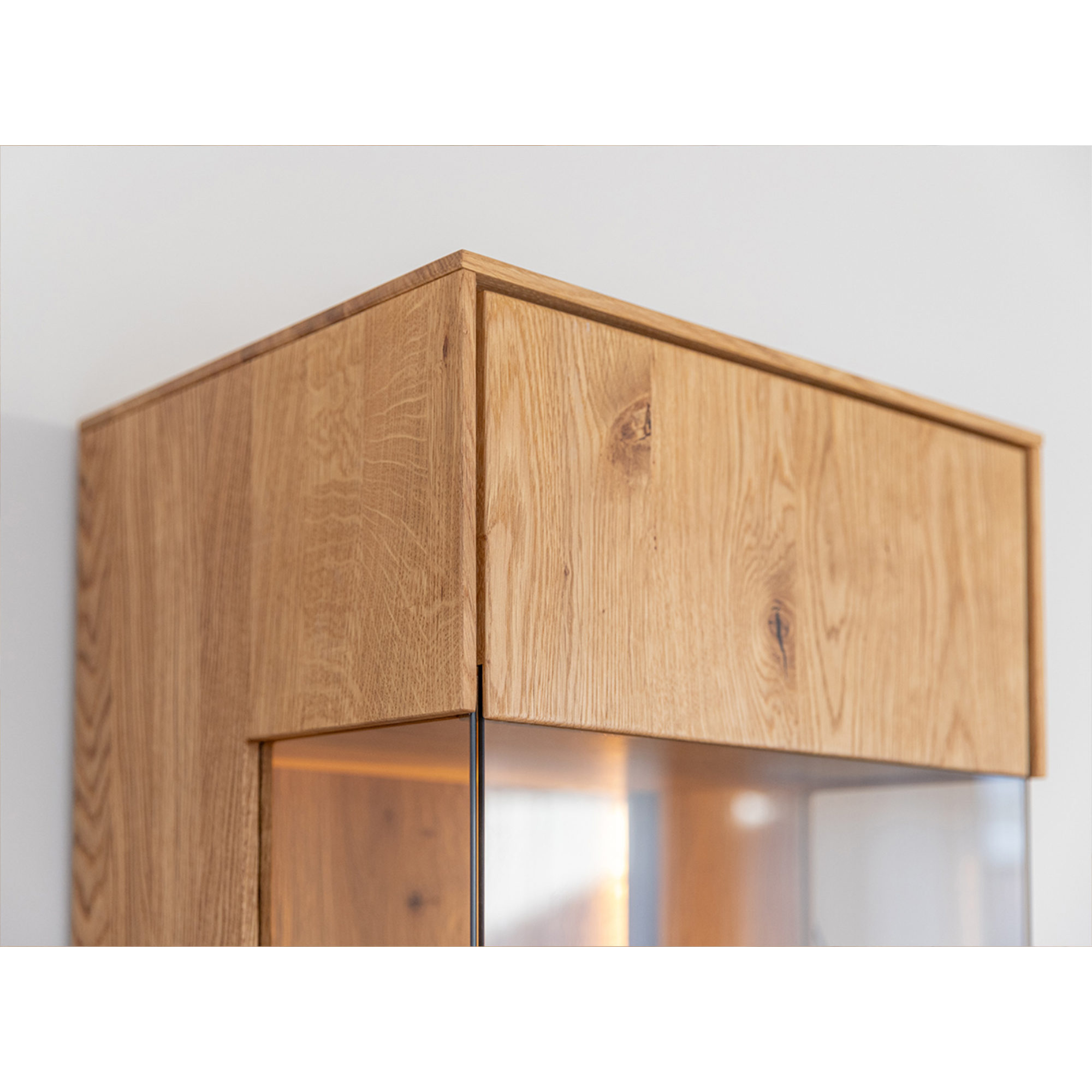 Vitrine Collodi 43x205cm, Material: Massivholz Eiche
