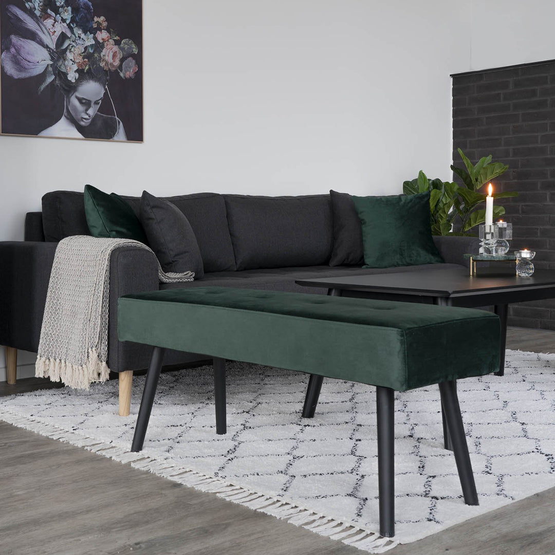 Skiby Bank, Material: Samt