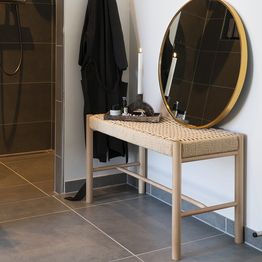 Abano Bank, Material: Buche