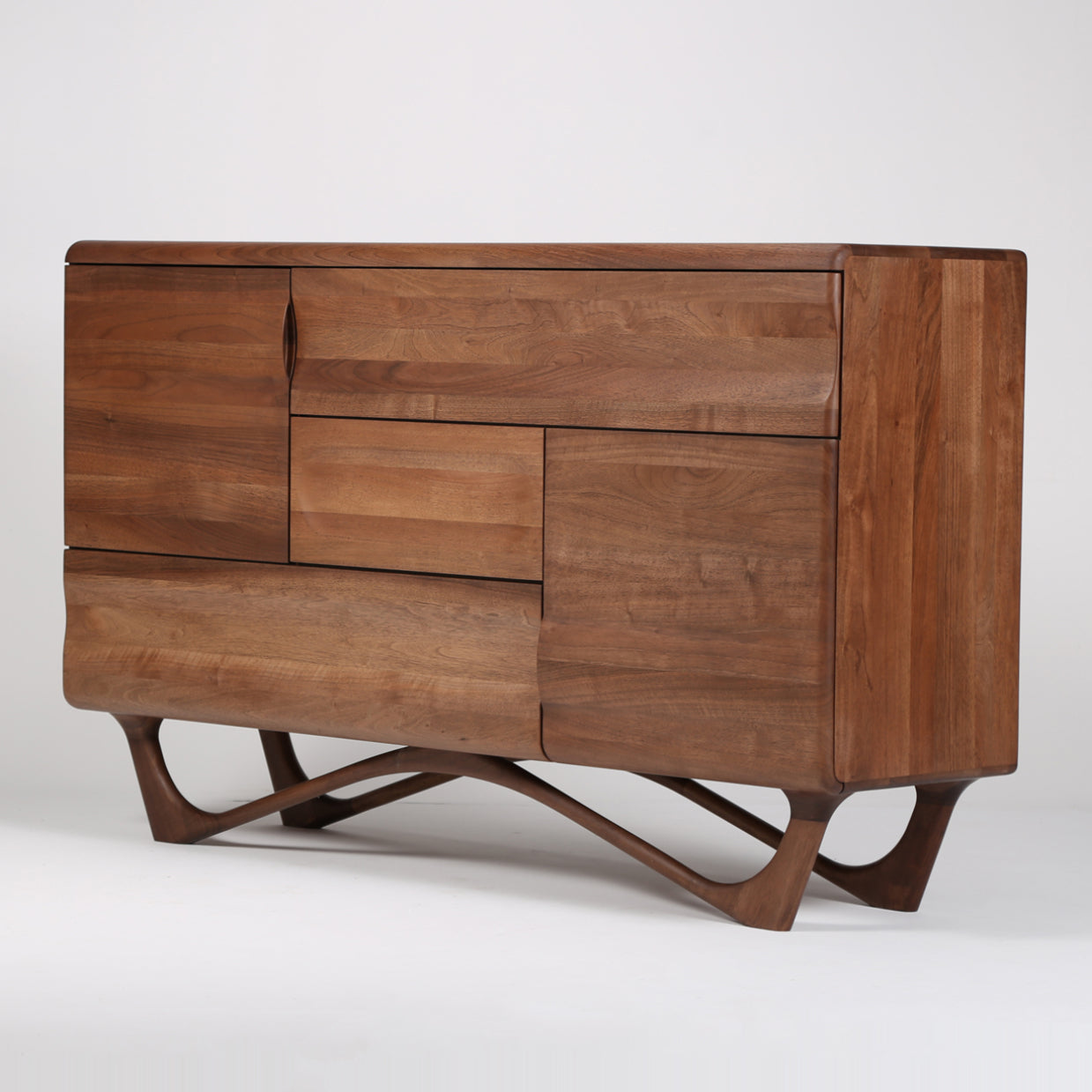 Kommode Antoni Alto 160x96cm, Material: Massivholz Nussbaum