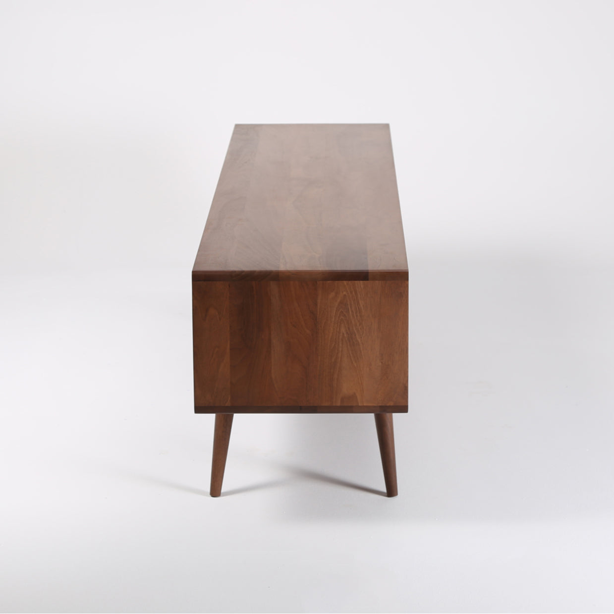 TV-Kommode Primo Bassa 160x41,5 cm, Material: Massivholz Nussbaum