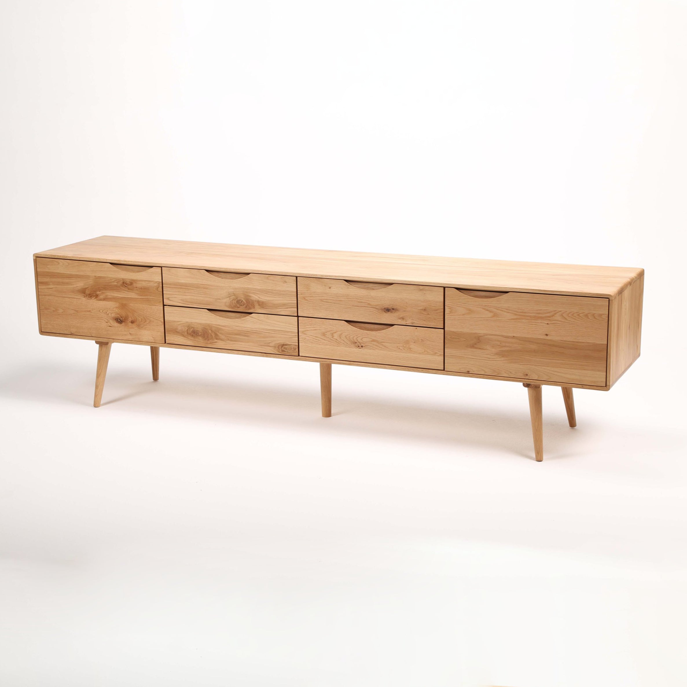 TV-Kommode Primo Bassa 160x41,5 cm, Material: Massivholz Eiche