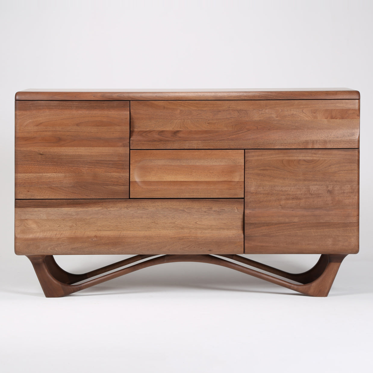 Kommode Antoni Alto 160x96cm, Material: Massivholz Nussbaum