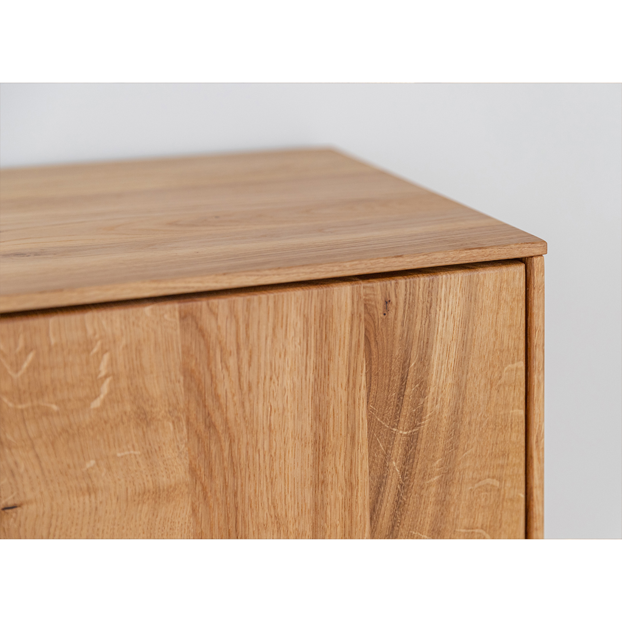 Vitrine Collodi 135x115cm, Material: Massivholz Eiche