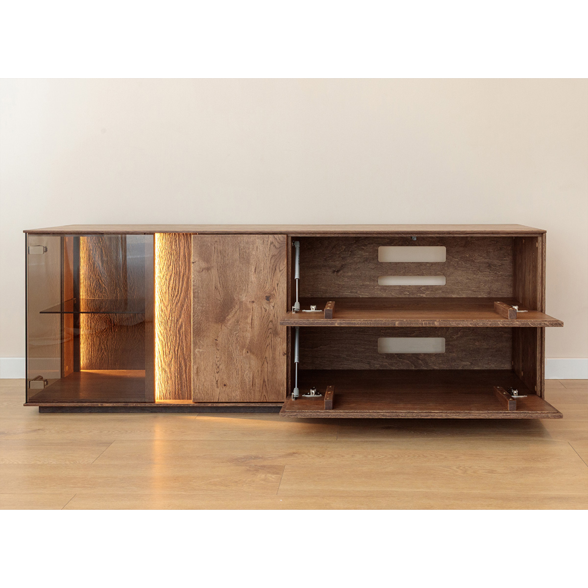 TV Kommode Collodi mit Glas, Material: Massivholz Eiche