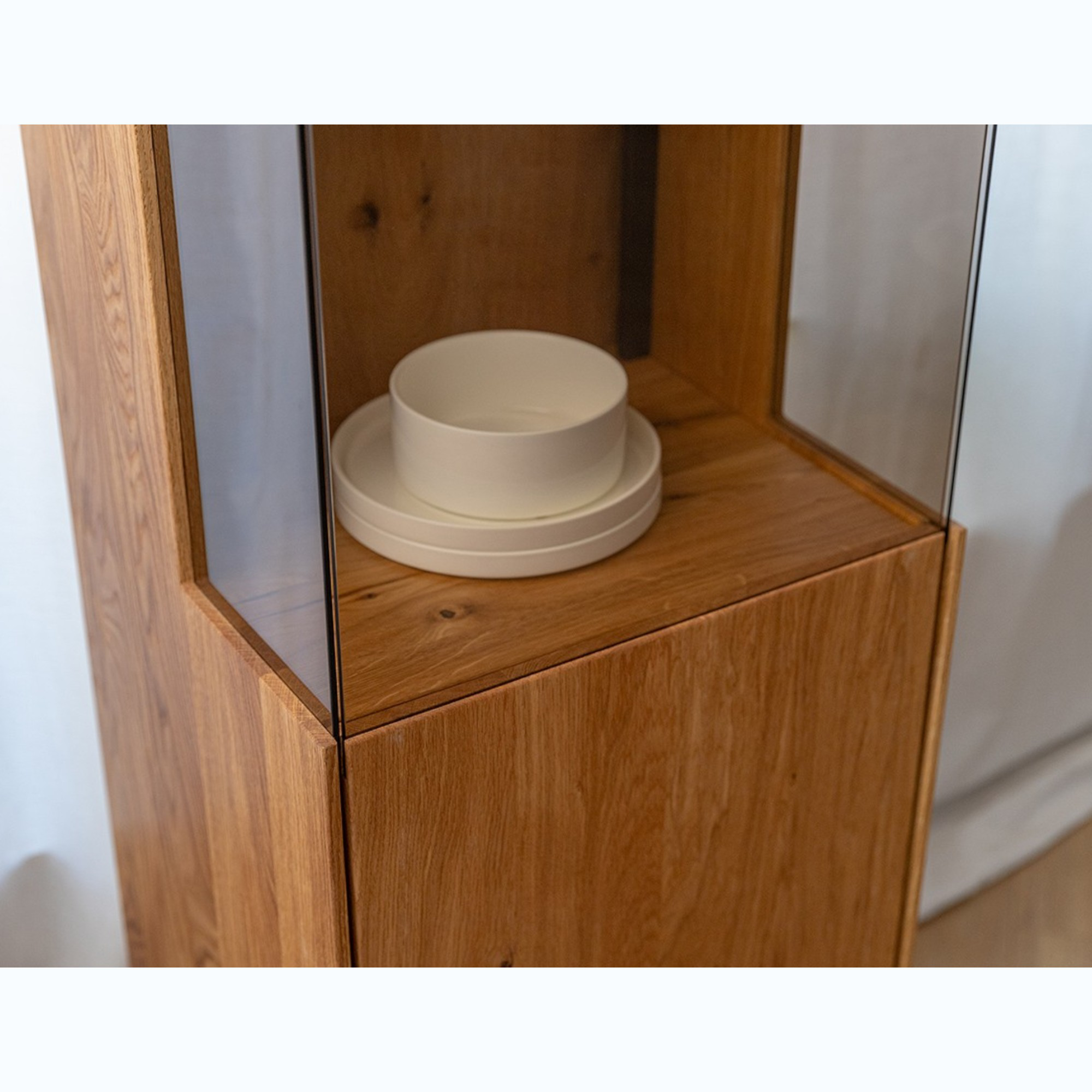 Vitrine Collodi 43x205cm, Material: Massivholz Eiche