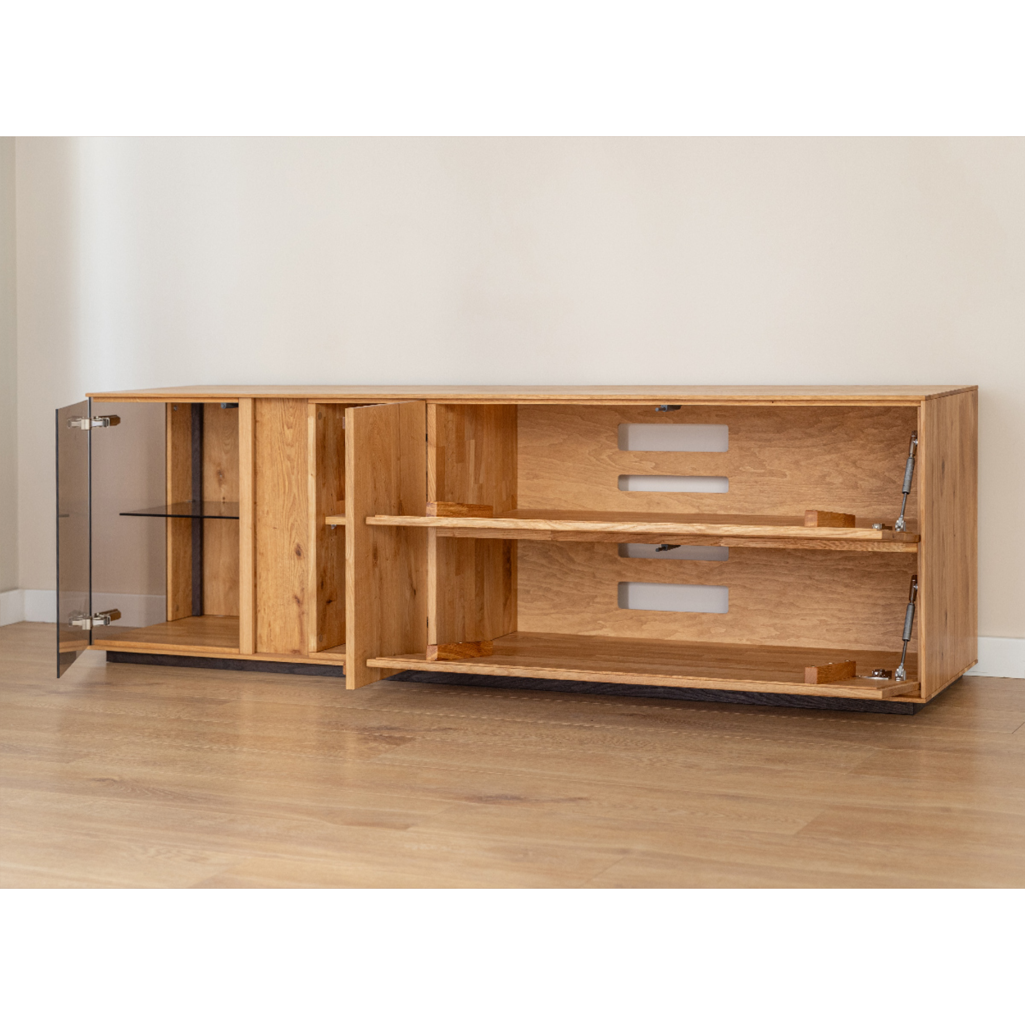 TV Kommode Collodi mit Glas, Material: Massivholz Eiche