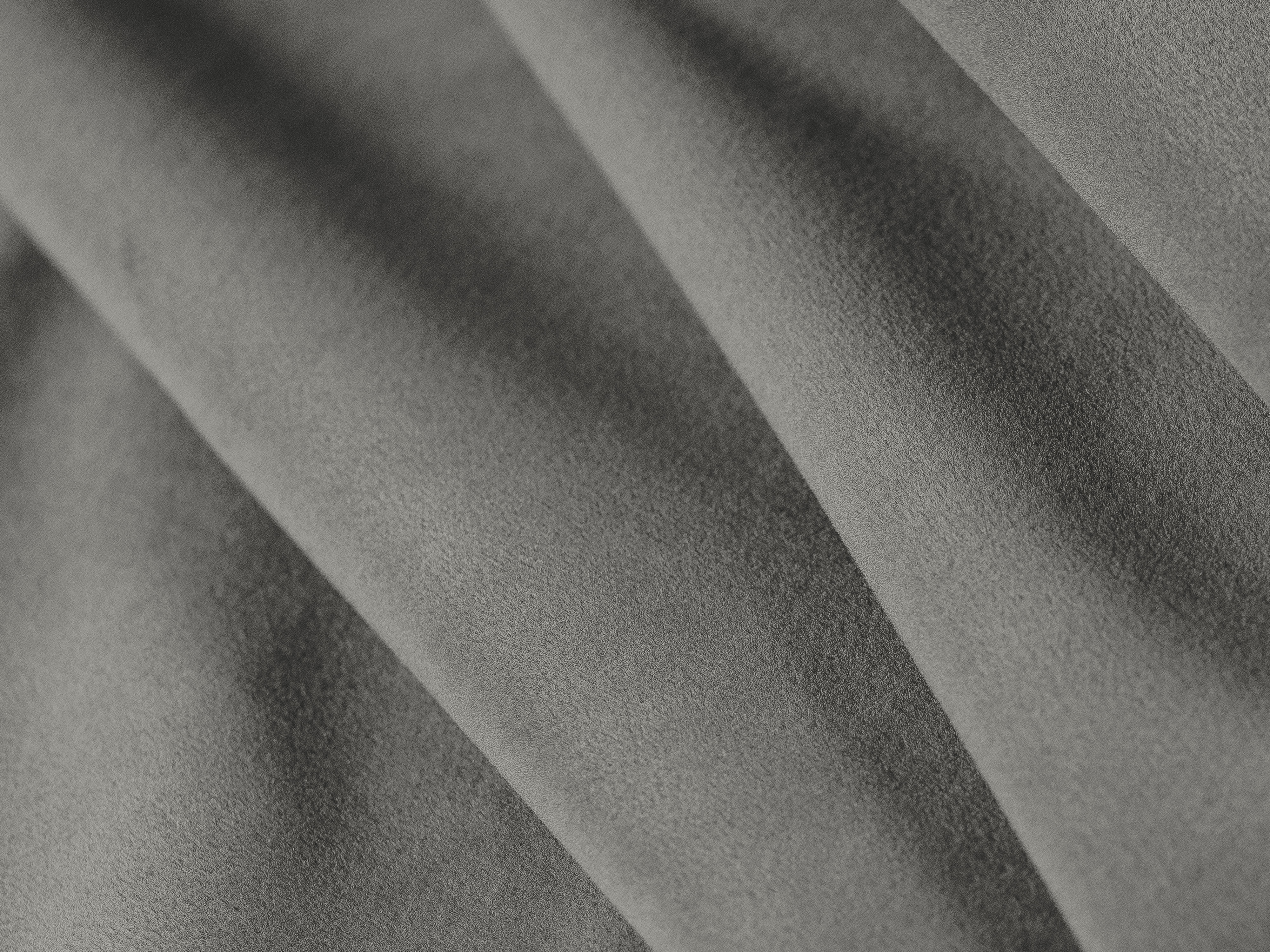 Bett Aveline, Material: Samt
