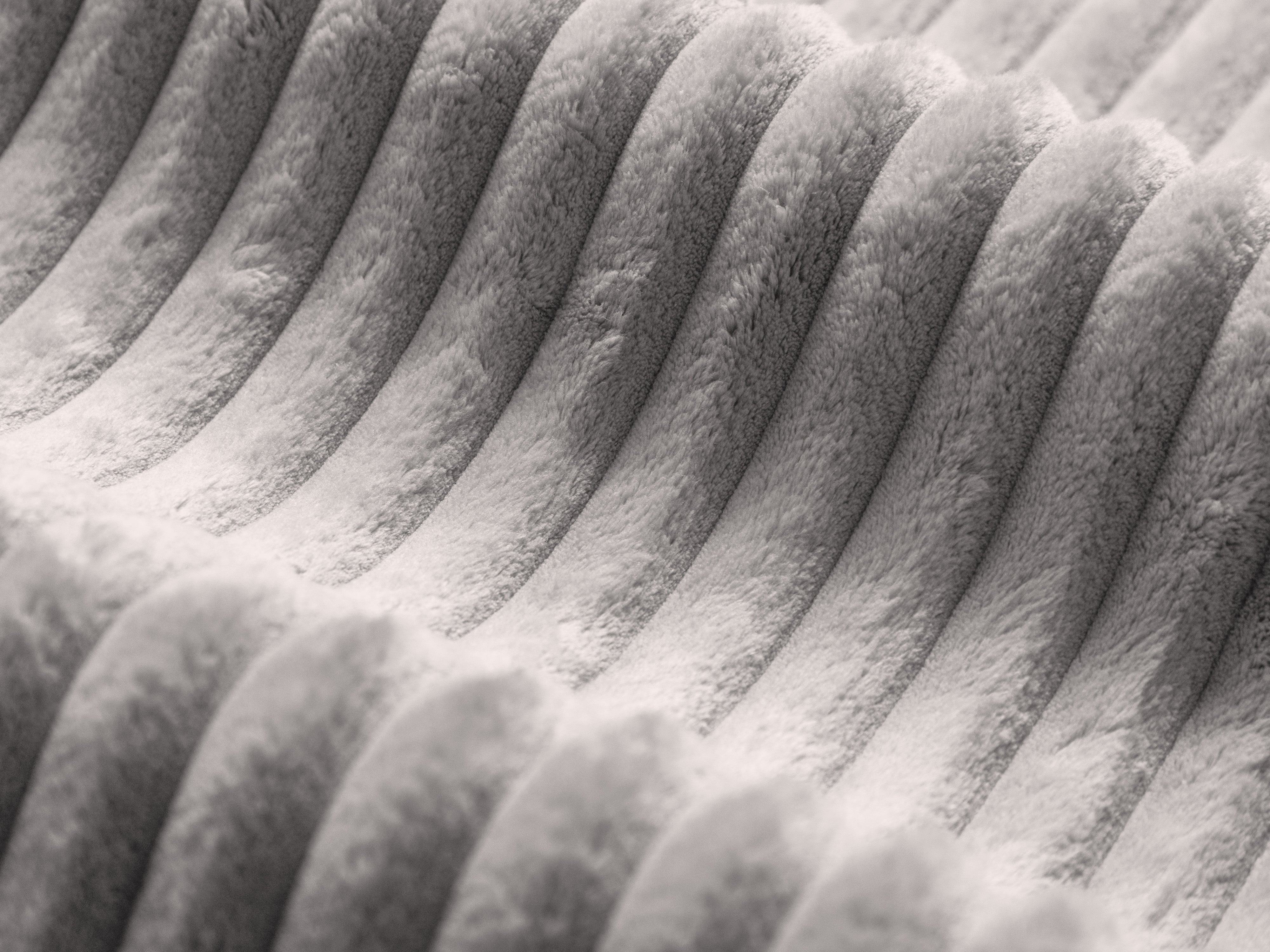 Bett Martina, Material: Rippenstoff