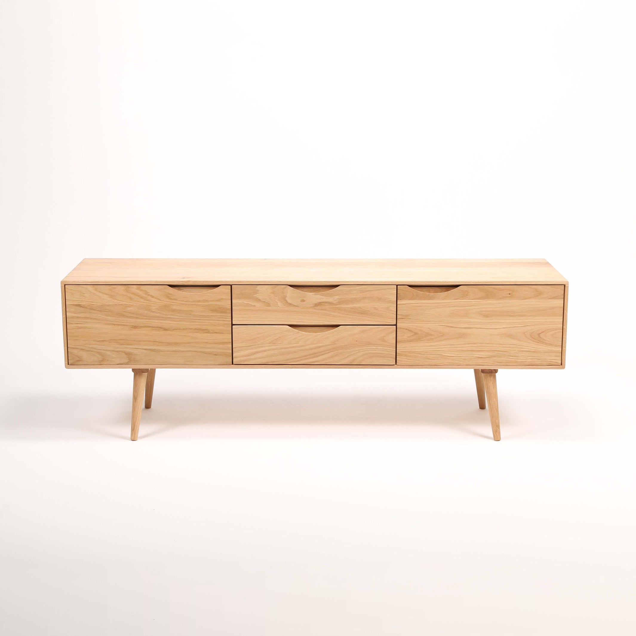 TV-Kommode Primo Bassa 160x41,5 cm, Material: Massivholz Eiche
