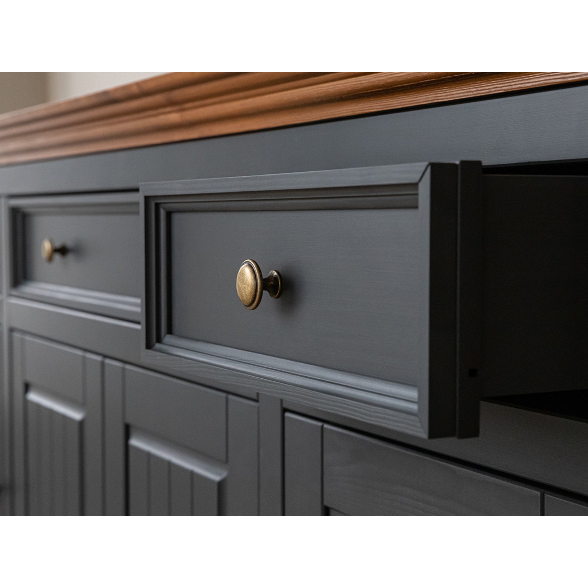 Kommode Belluno 130,3x44,2 cm, Material: Massiv-Kiefernholz