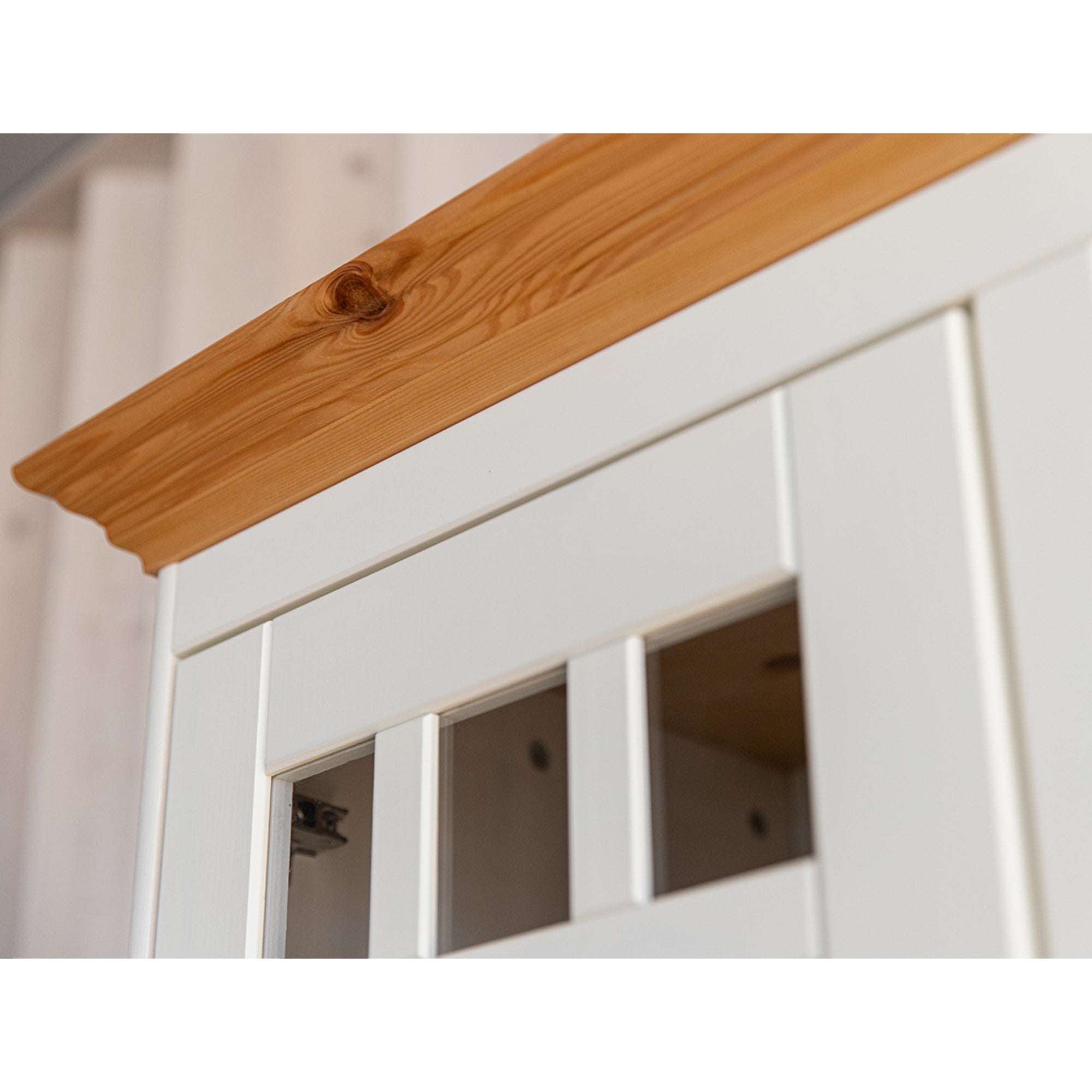 Vitrine Belluno 44x190 cm, Material: Massives Kiefernholz