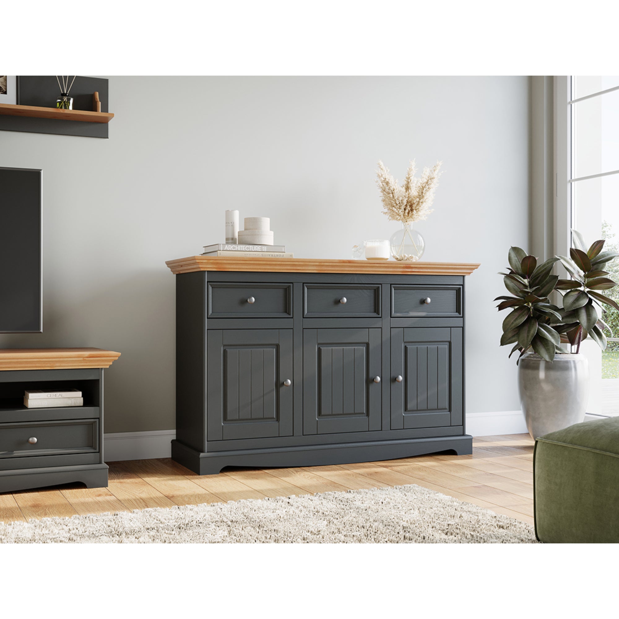 Kommode Belluno 130,3x44,2 cm, Material: Massiv-Kiefernholz