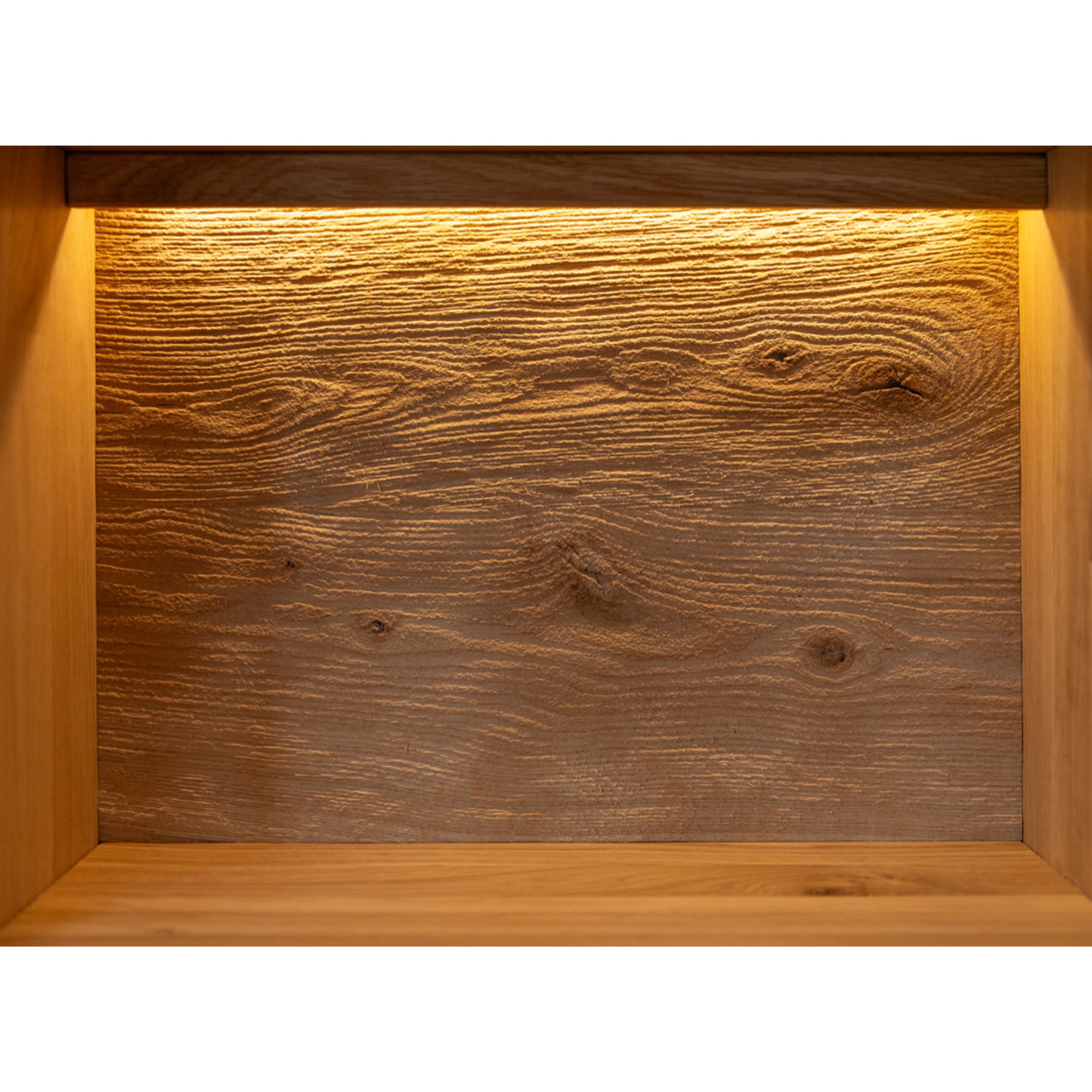 Vitrine Tirano 39x147 cm, Material: Massivholz Eiche