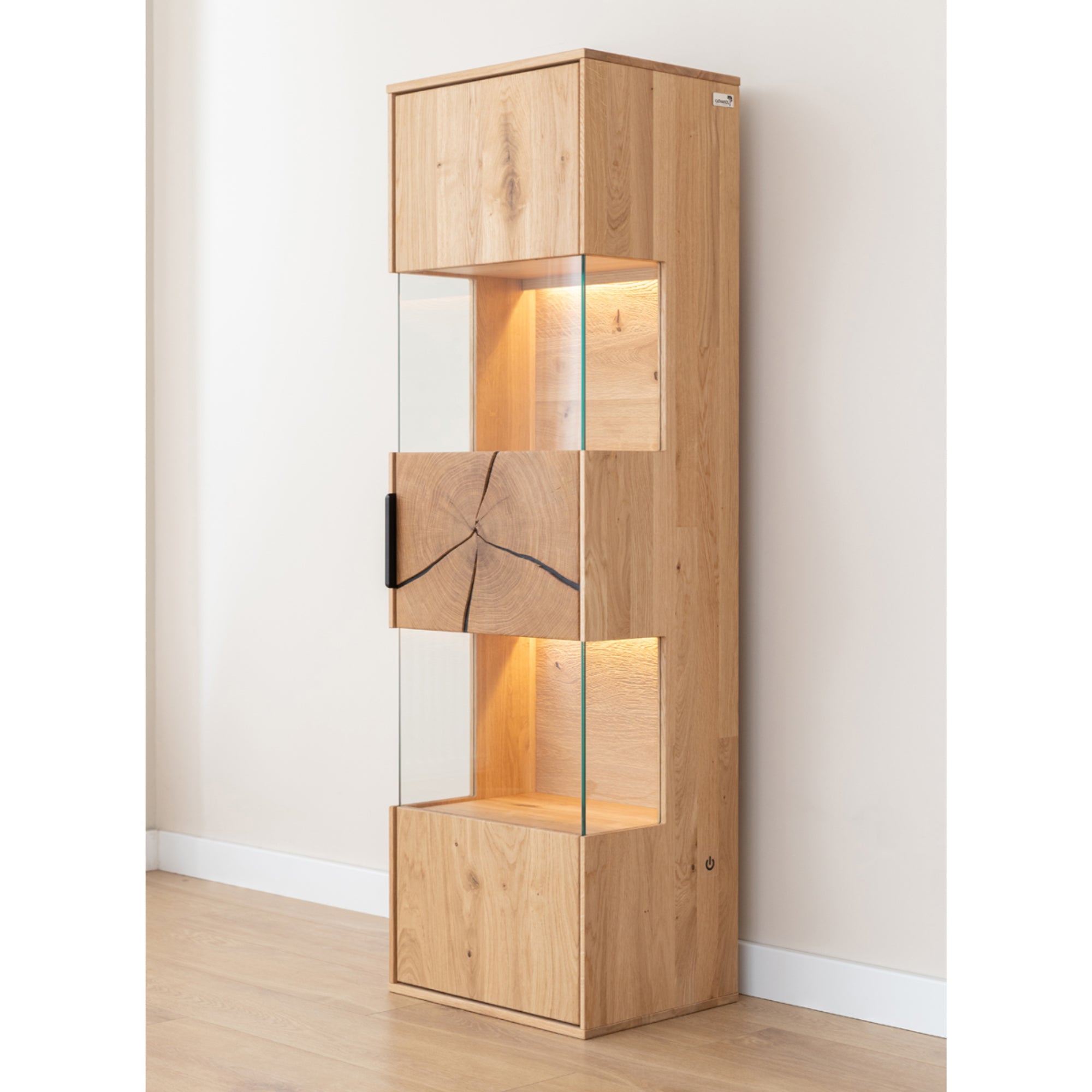 Vitrine Tirano 33x142 cm, Material: Massivholz Eiche