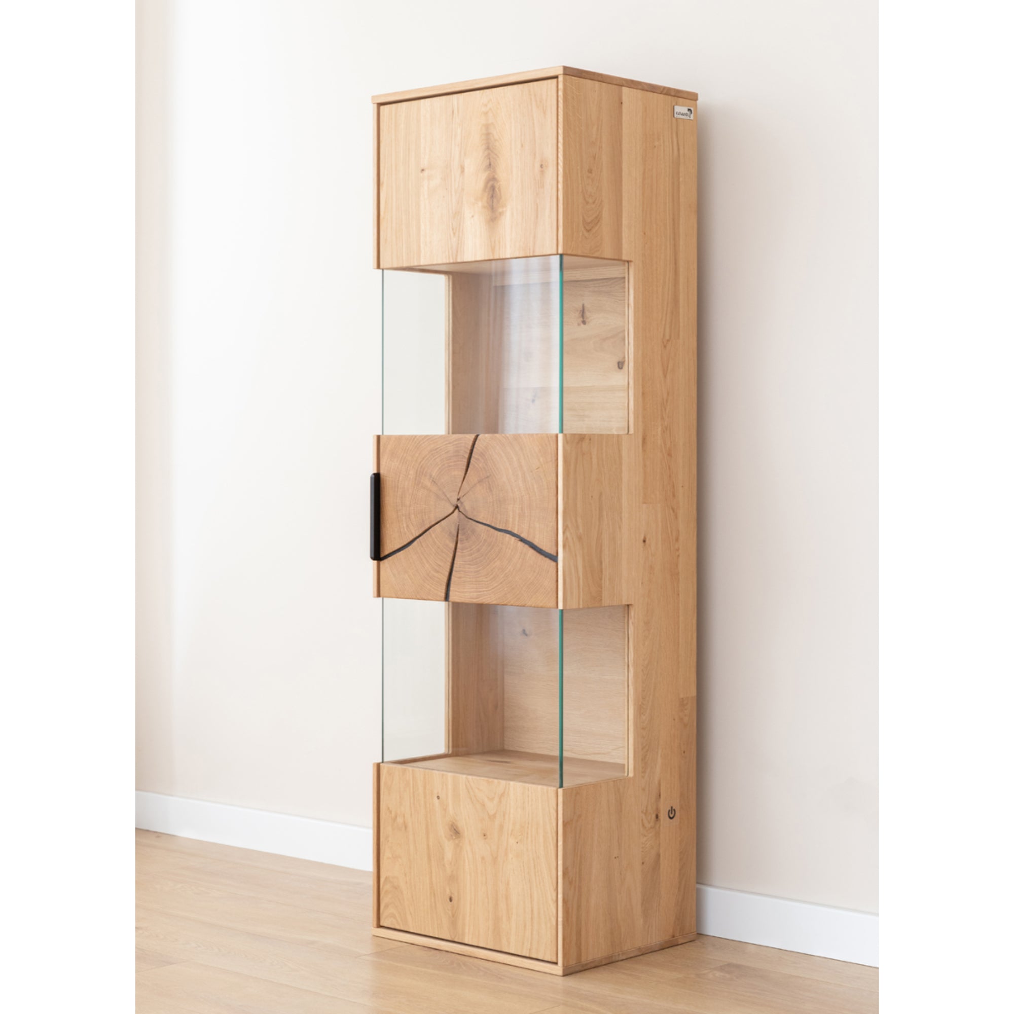 Vitrine Tirano 33x142 cm, Material: Massivholz Eiche