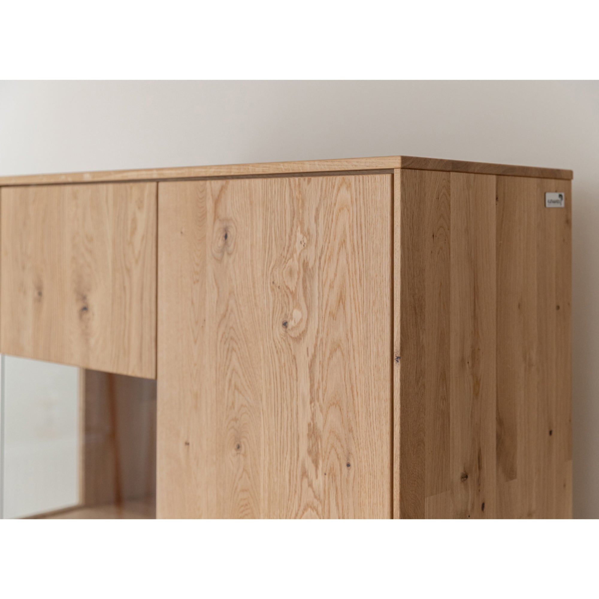 Vitrine Tirano 39x147 cm, Material: Massivholz Eiche