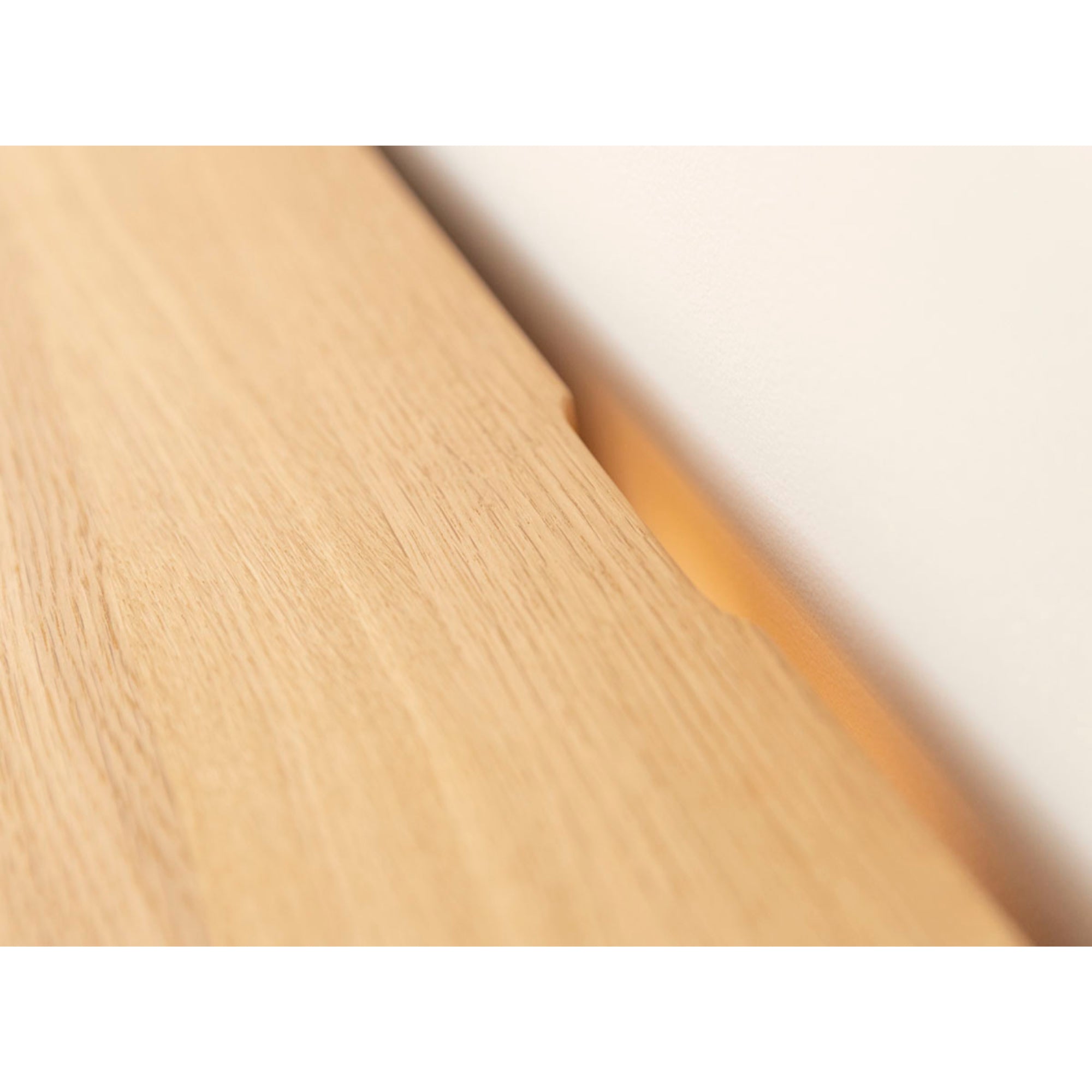 TV Kommode Tirano 200x39 cm, Material: Massivholz Eiche