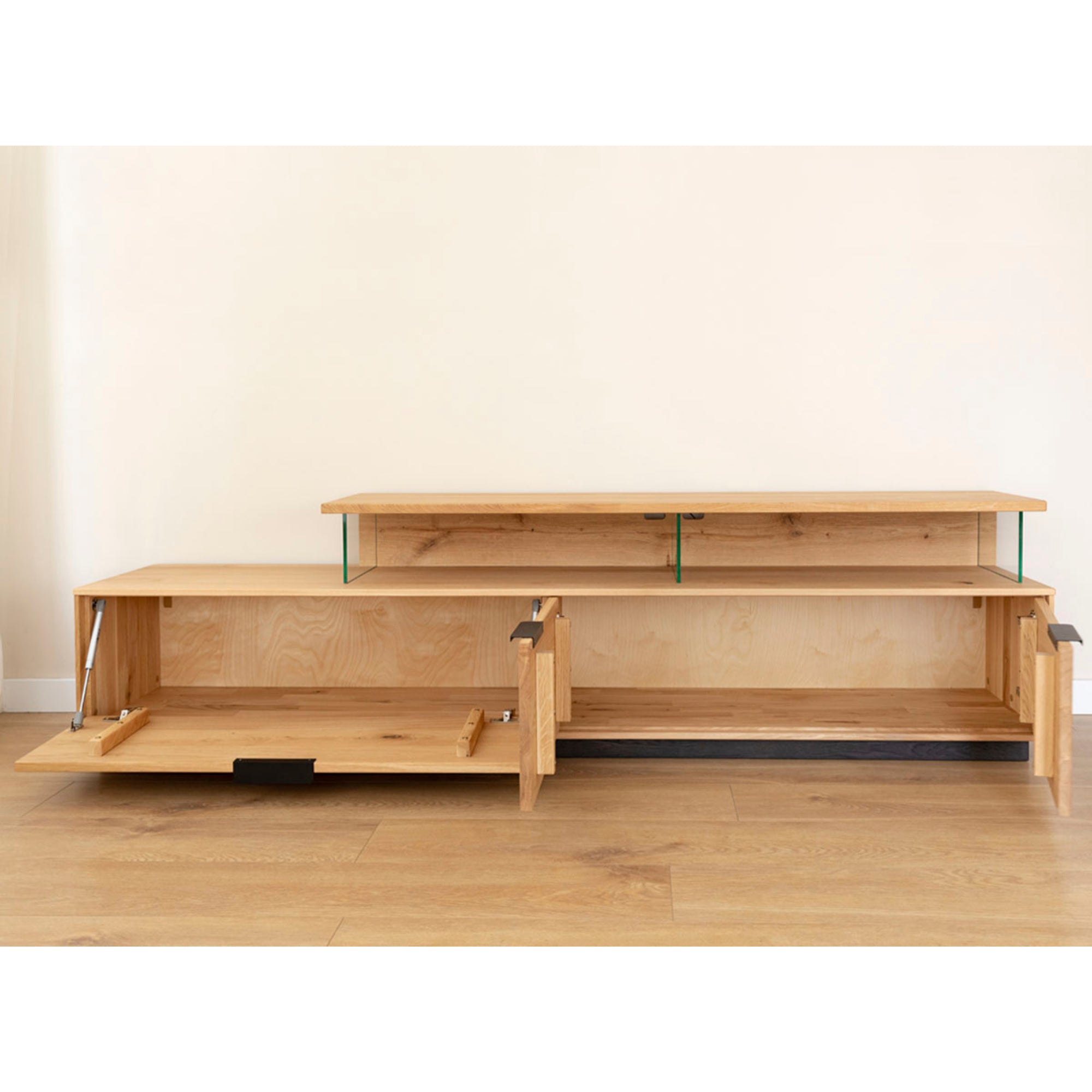 TV Kommode Tirano 200x39 cm, Material: Massivholz Eiche