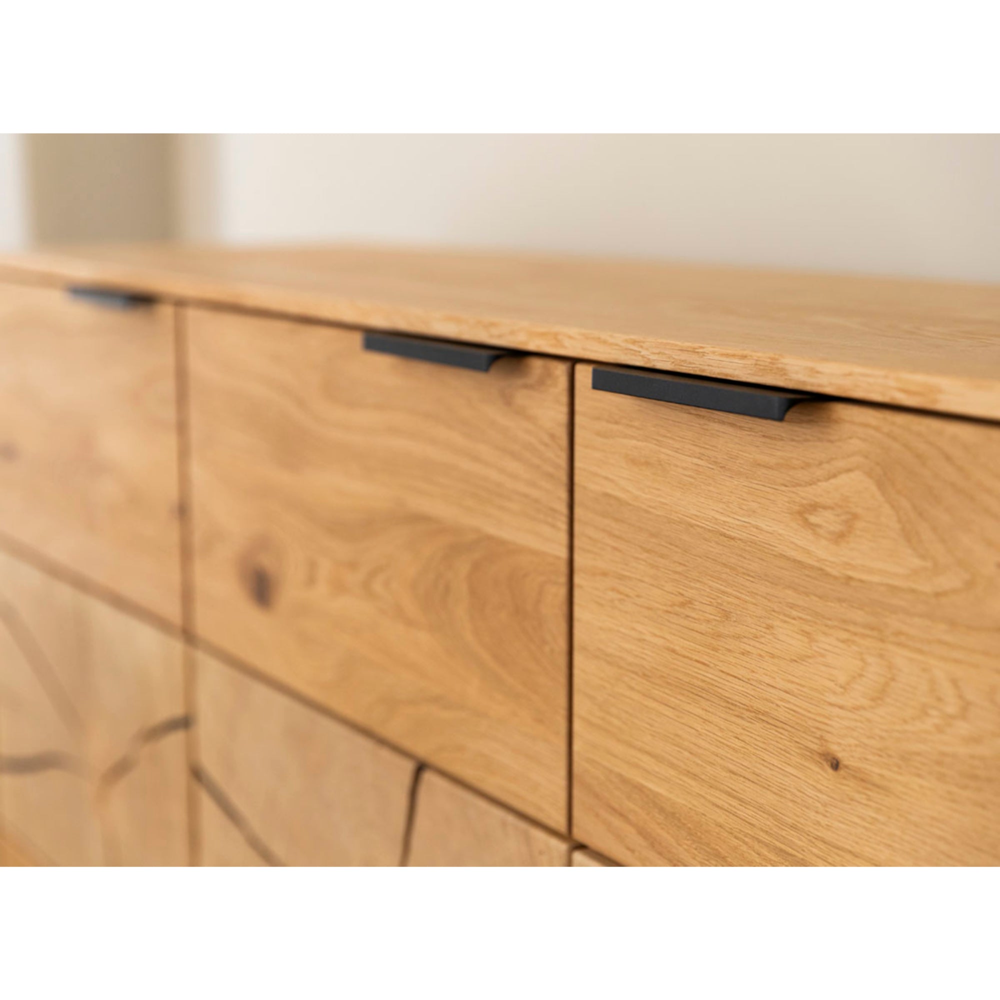 Kommode Tirano 154x39 cm, Material: Massivholz Eiche