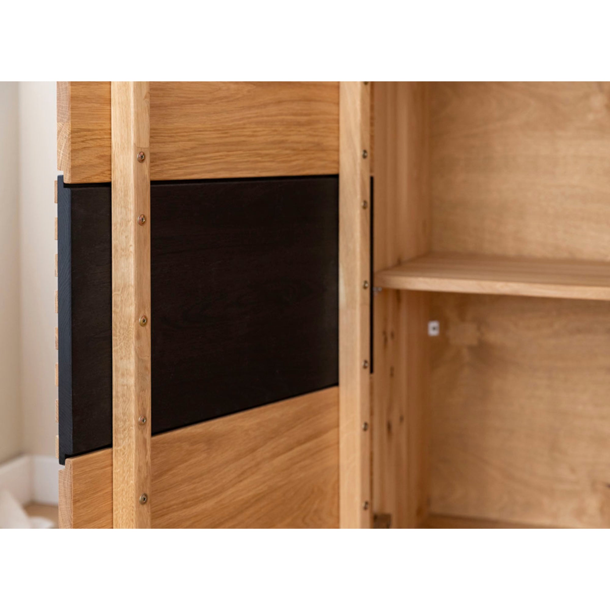 Kommode Tirano 154x39 cm, Material: Massivholz Eiche