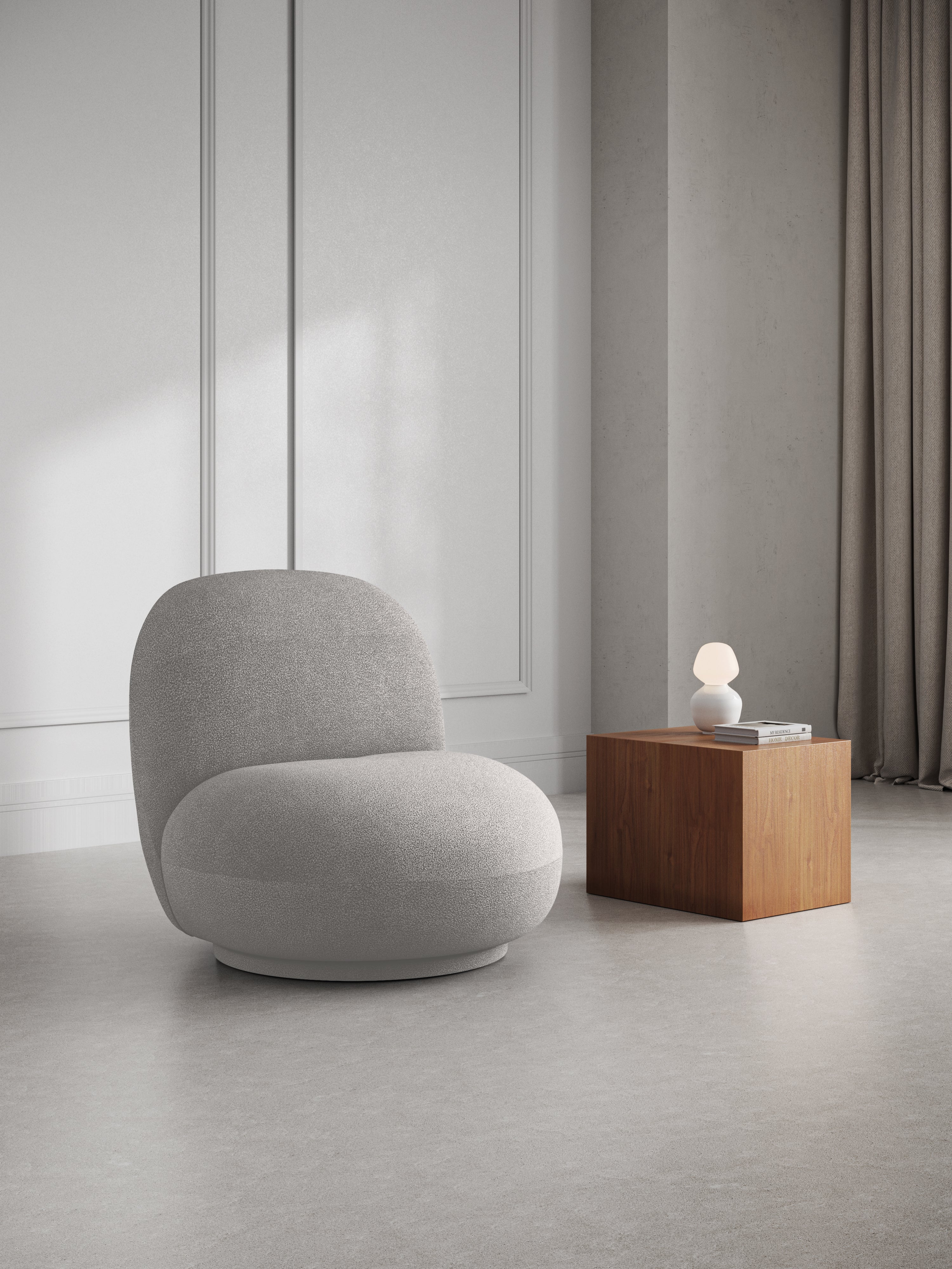 Chuck Sessel, 77x78cm, Material: Bouclé